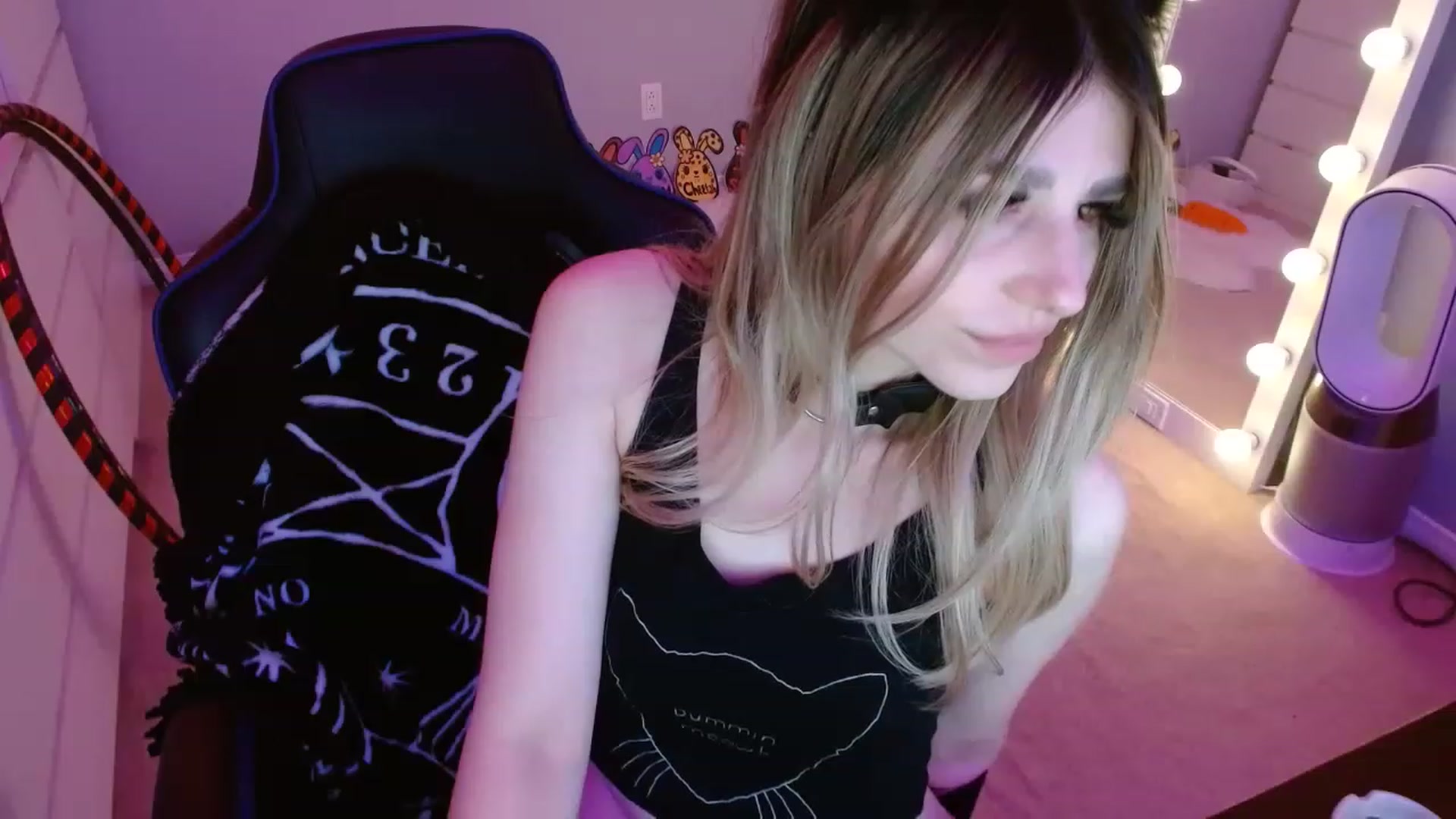 Gallery image thumbnail from Serafina's myfreecams stream on, 04/18/2023, 08:12 image 3 of 20