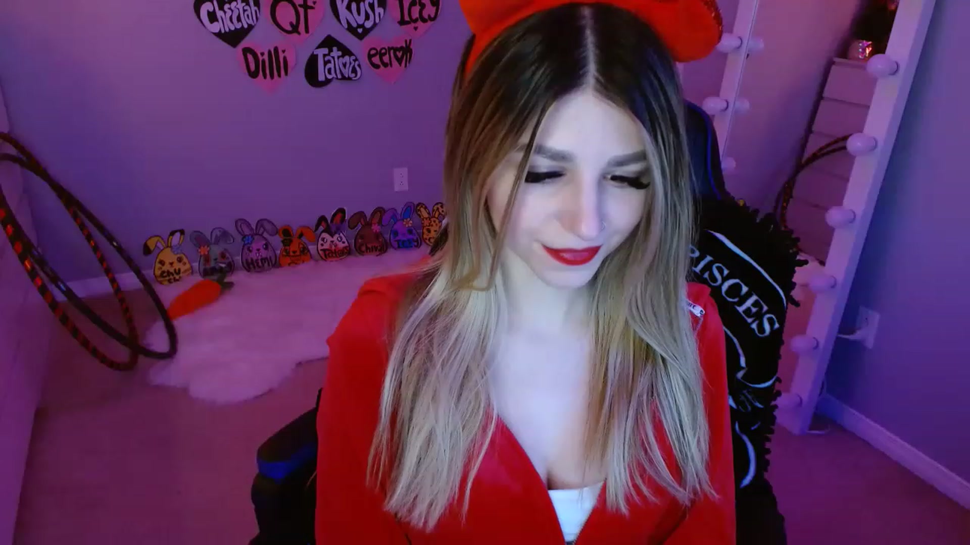 Gallery image thumbnail from Serafina's myfreecams stream on, 04/24/2023, 07:55 image 10 of 20