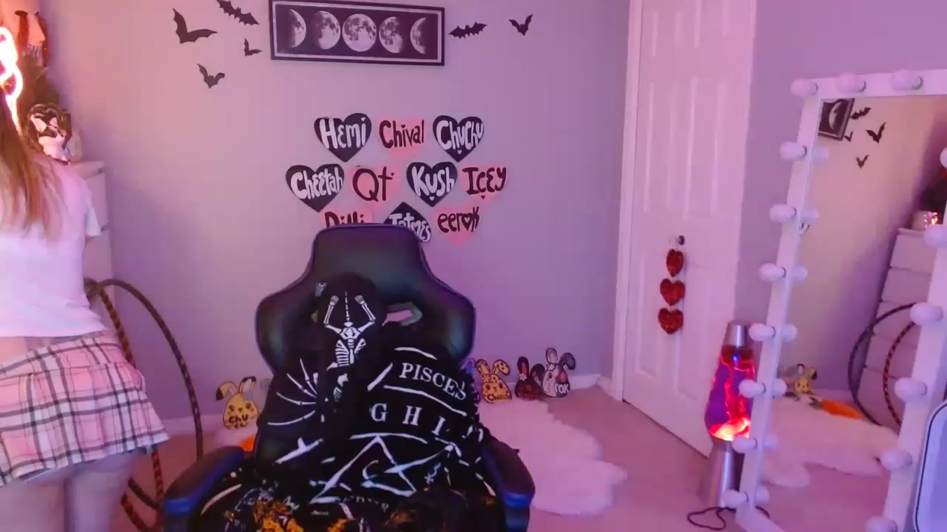 Gallery image thumbnail from Serafina's myfreecams stream on, 04/25/2023, 04:53 image 8 of 20