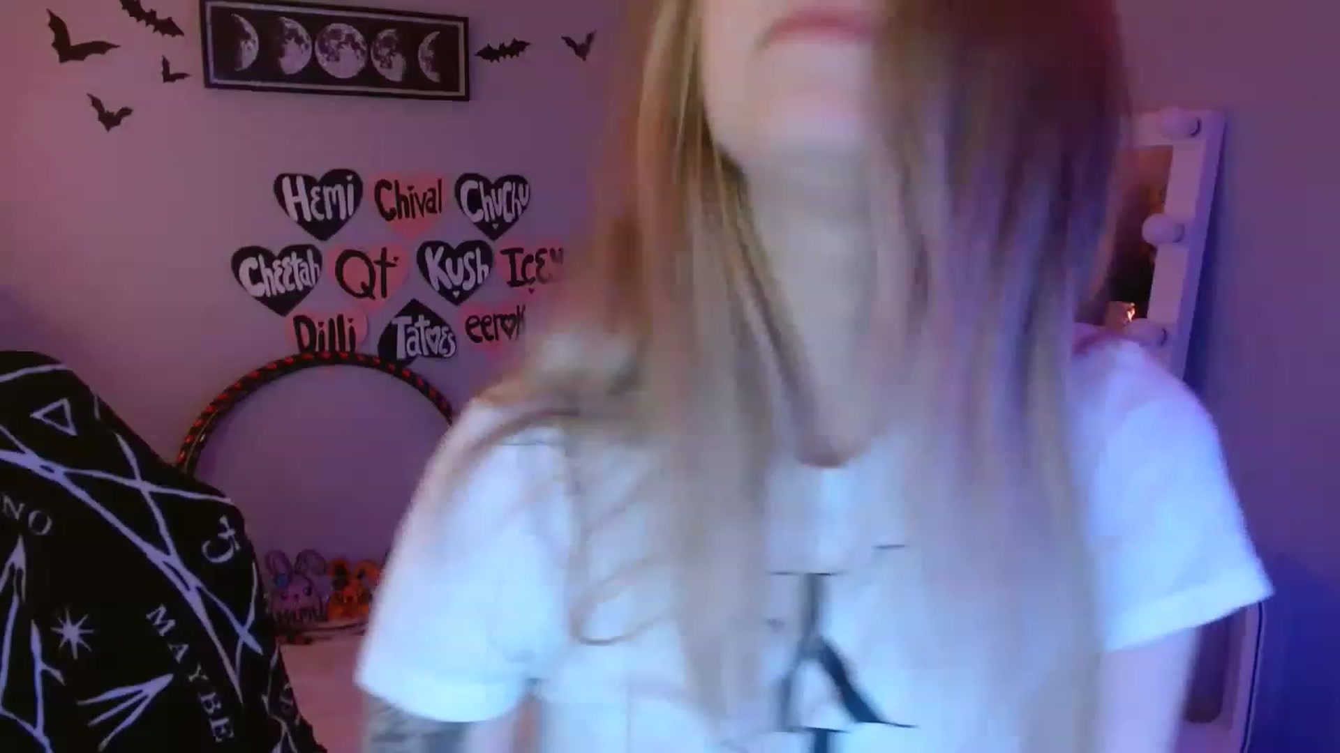Gallery image thumbnail from Serafina's myfreecams stream on, 04/29/2023, 09:00 image 3 of 20