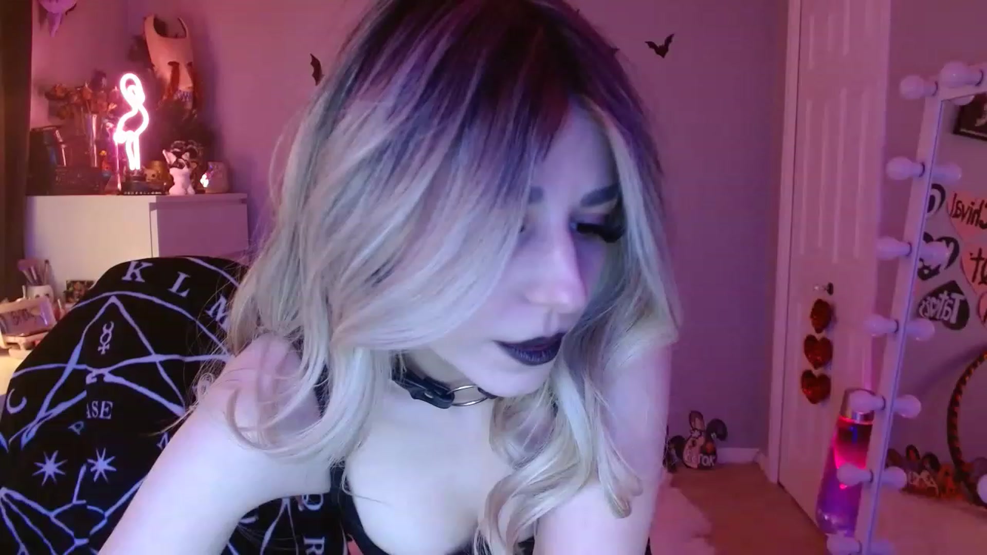 Gallery image thumbnail from Serafina's myfreecams stream on, 05/03/2023, 06:31 image 5 of 20