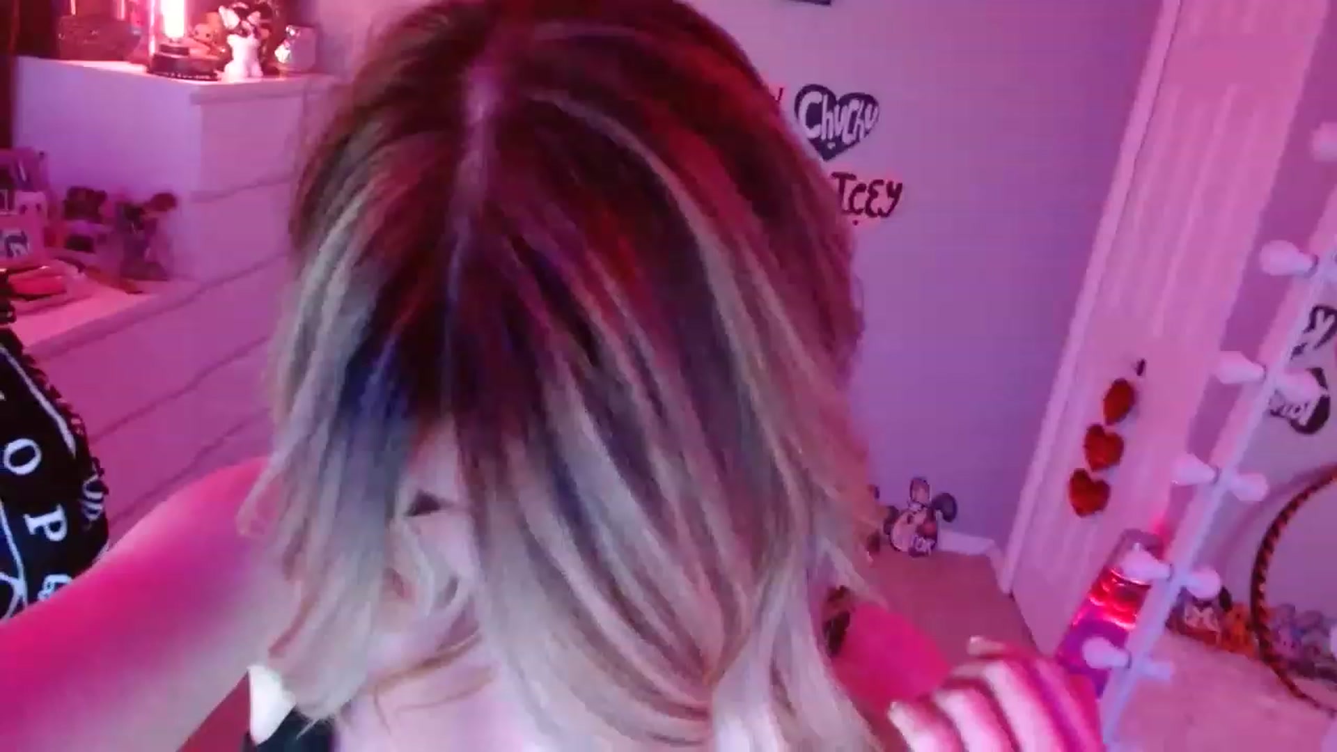 Gallery image thumbnail from Serafina's myfreecams stream on, 05/03/2023, 06:31 image 18 of 20