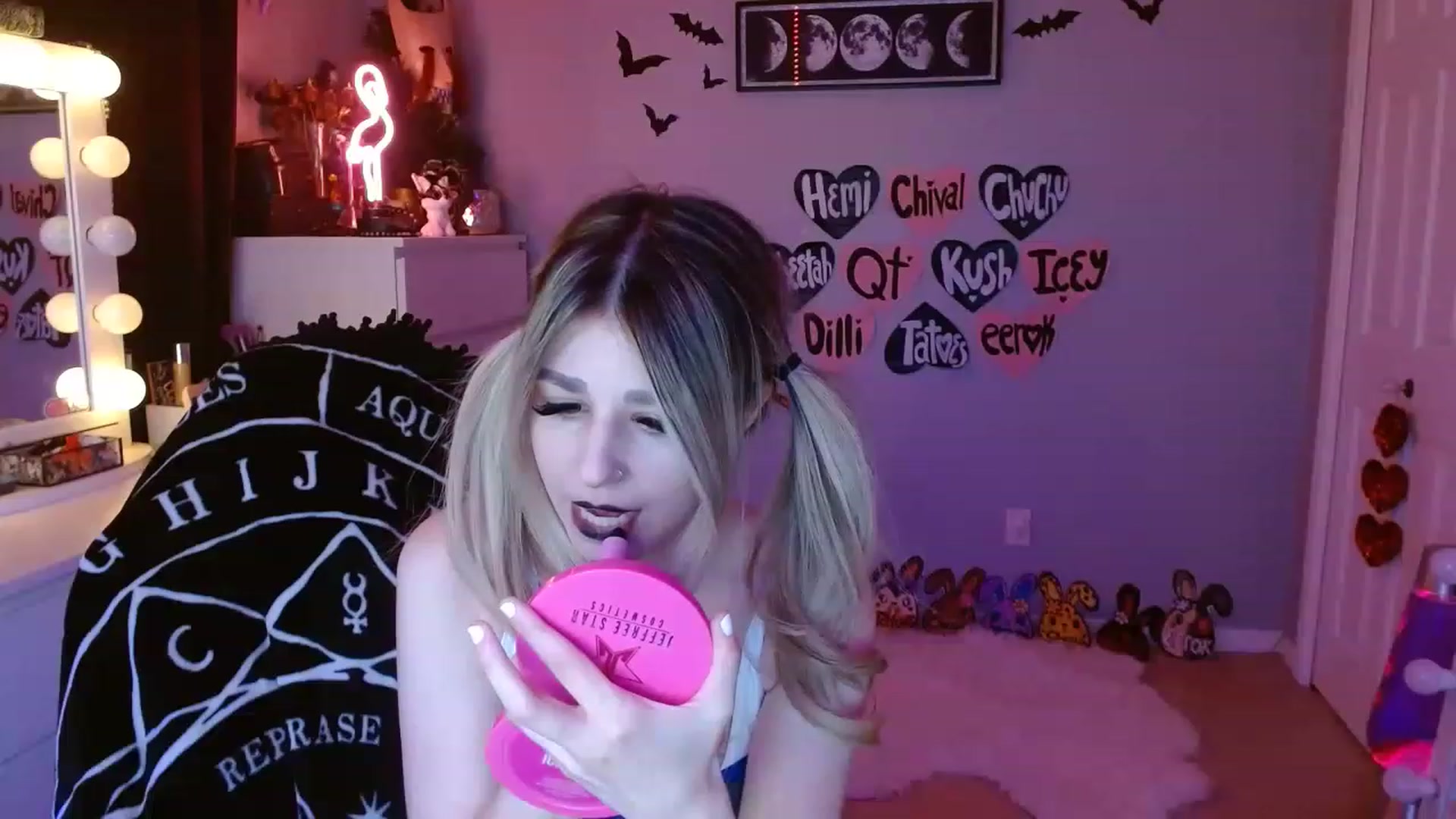 Gallery image thumbnail from Serafina's myfreecams stream on, 05/05/2023, 02:02 image 6 of 20