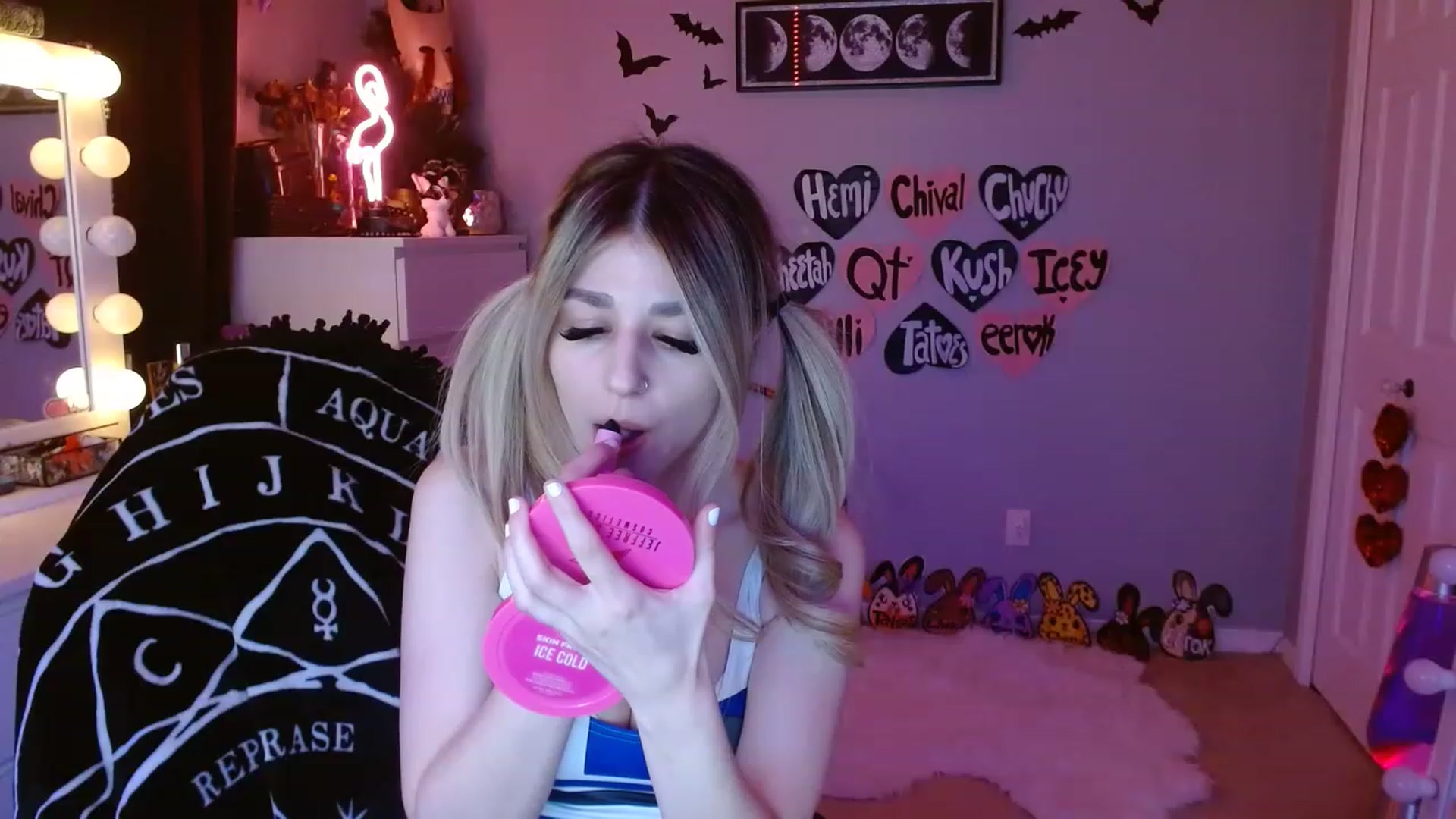 Gallery image thumbnail from Serafina's myfreecams stream on, 05/05/2023, 02:02 image 5 of 20