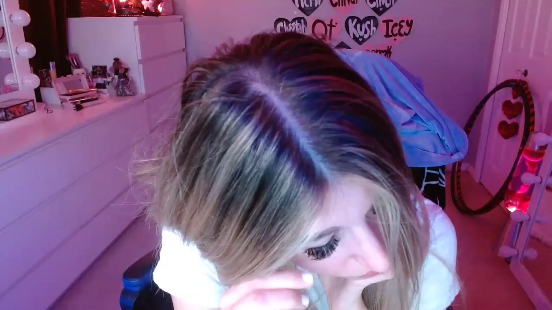 Gallery image thumbnail from Serafina's myfreecams stream on, 05/07/2023, 04:57 image 3 of 20