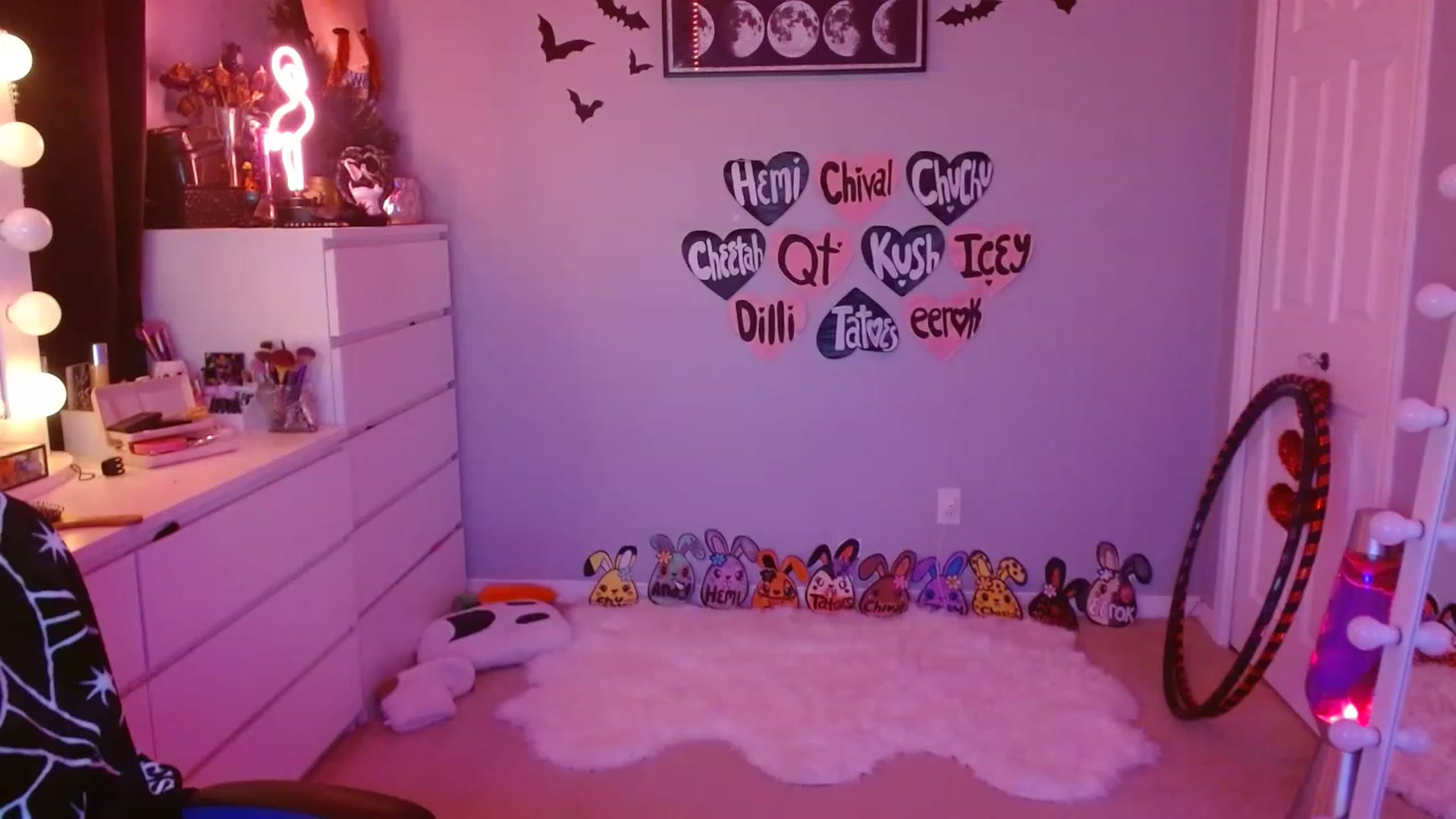Gallery image thumbnail from Serafina's myfreecams stream on, 05/08/2023, 01:50 image 5 of 20
