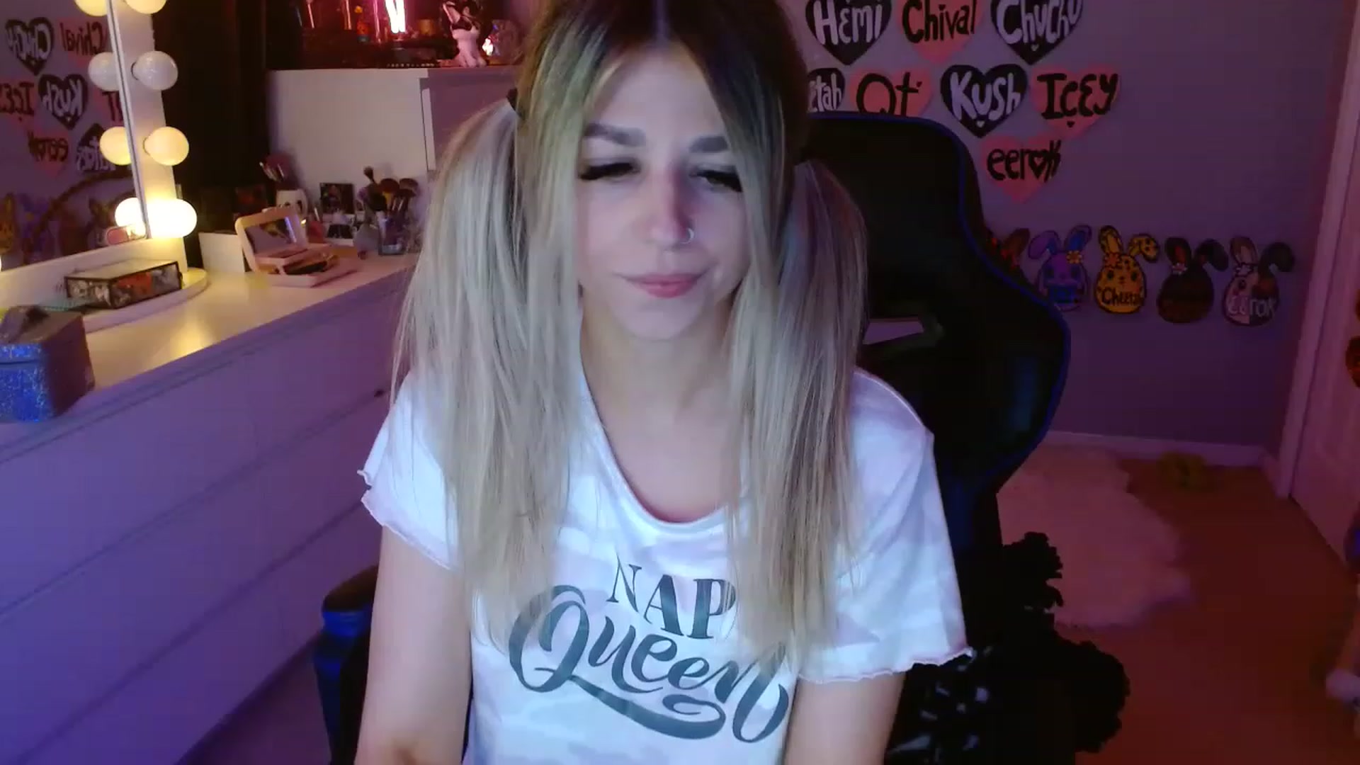 Gallery image thumbnail from Serafina's myfreecams stream on, 05/12/2023, 03:08 image 9 of 20