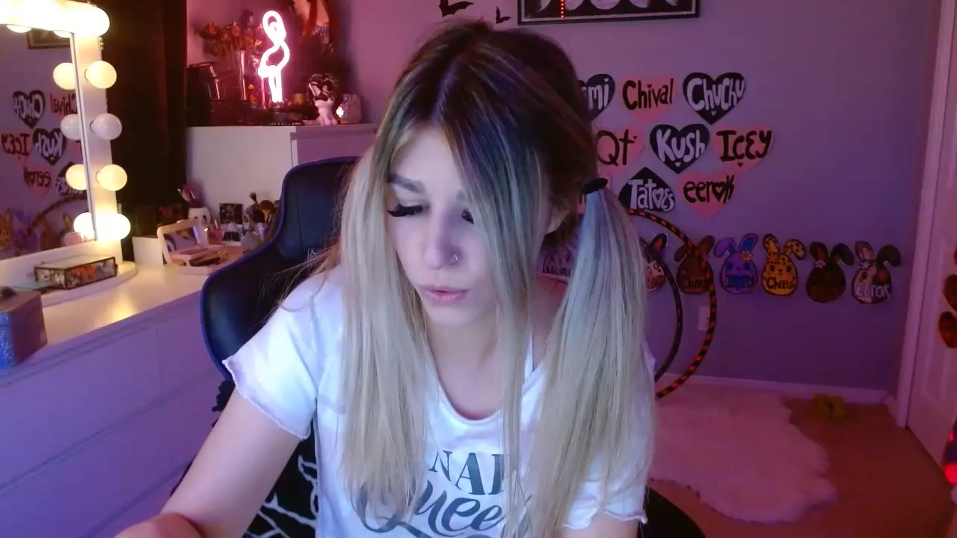 Gallery image thumbnail from Serafina's myfreecams stream on, 05/12/2023, 03:08 image 3 of 20