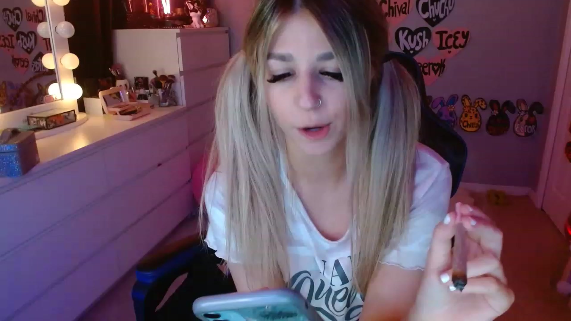 Gallery image thumbnail from Serafina's myfreecams stream on, 05/12/2023, 03:08 image 10 of 20