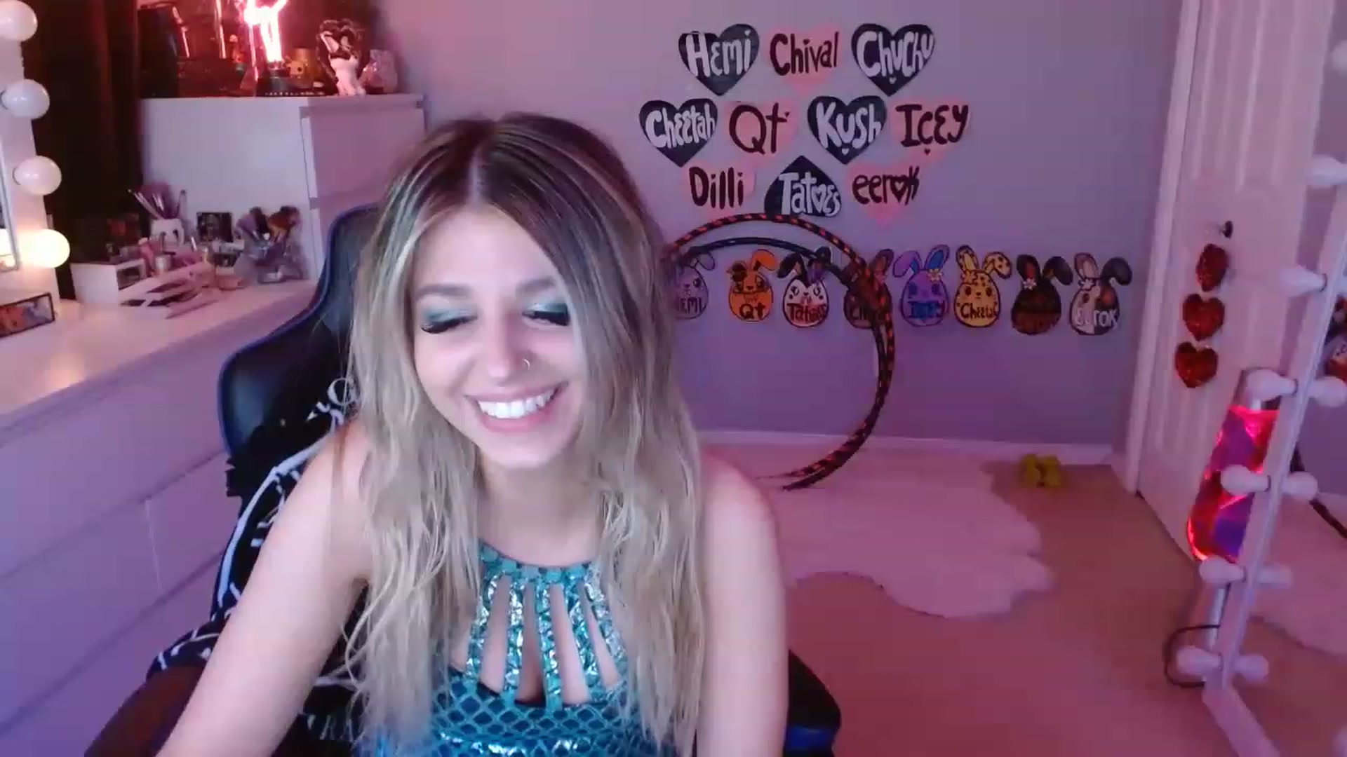 Gallery image thumbnail from Serafina's myfreecams stream on, 05/15/2023, 04:20 image 8 of 20