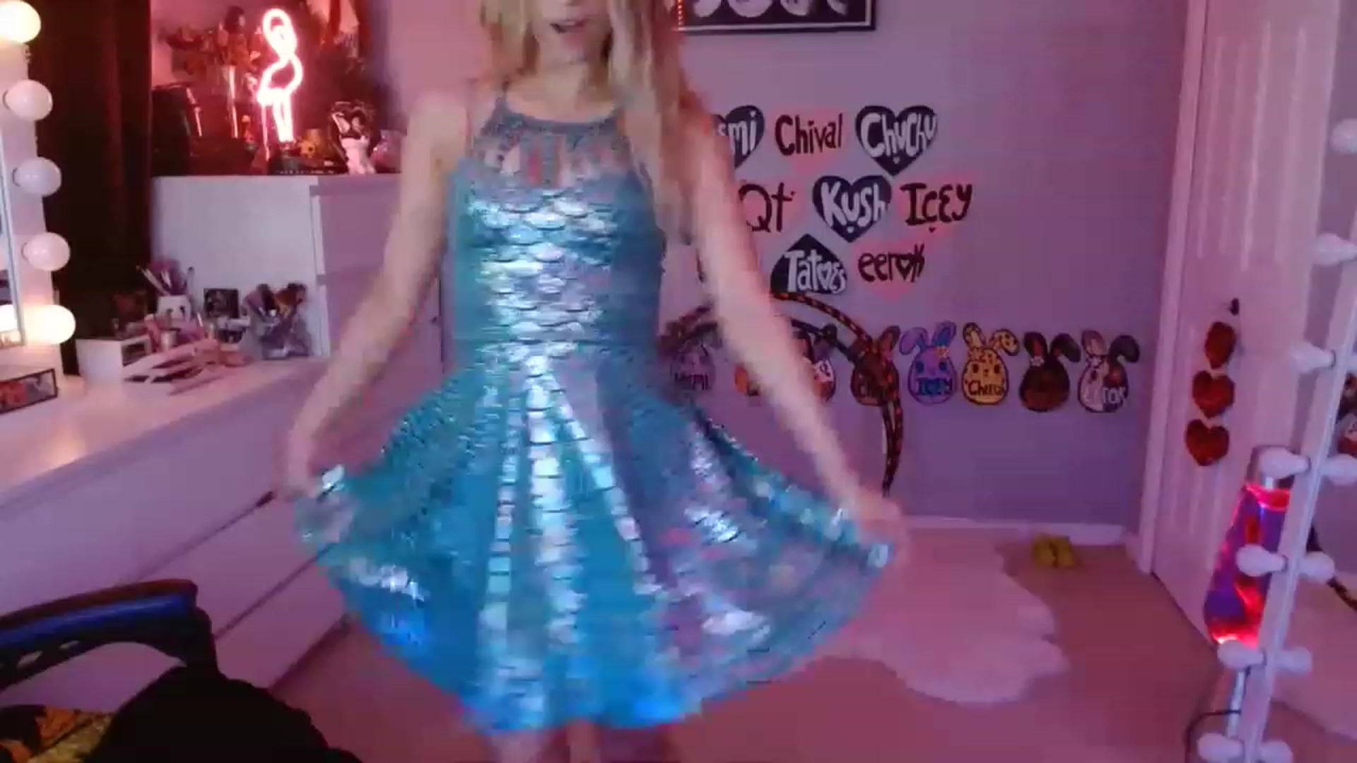 Gallery image thumbnail from Serafina's myfreecams stream on, 05/15/2023, 04:20 image 3 of 20