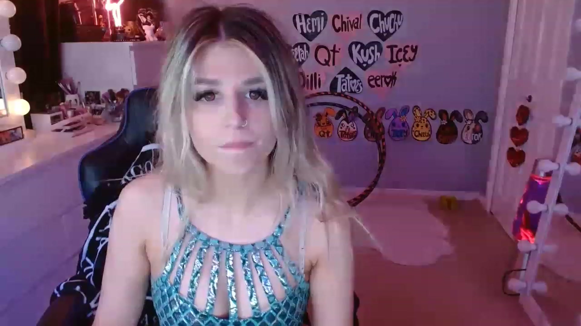 Gallery image thumbnail from Serafina's myfreecams stream on, 05/15/2023, 04:20 image 6 of 20