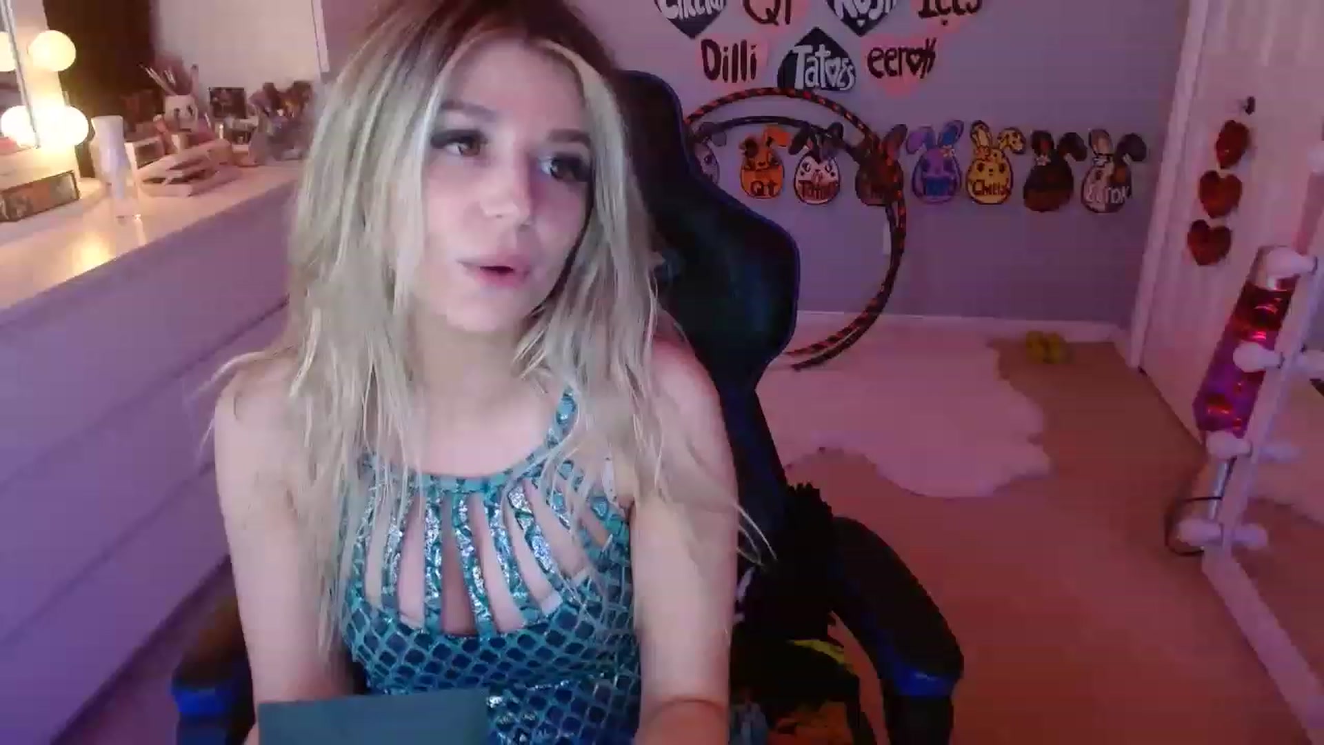 Gallery image thumbnail from Serafina's myfreecams stream on, 05/15/2023, 07:37 image 1 of 20