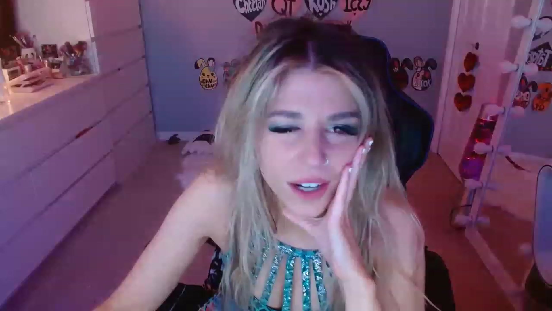 Gallery image thumbnail from Serafina's myfreecams stream on, 05/15/2023, 07:37 image 19 of 20
