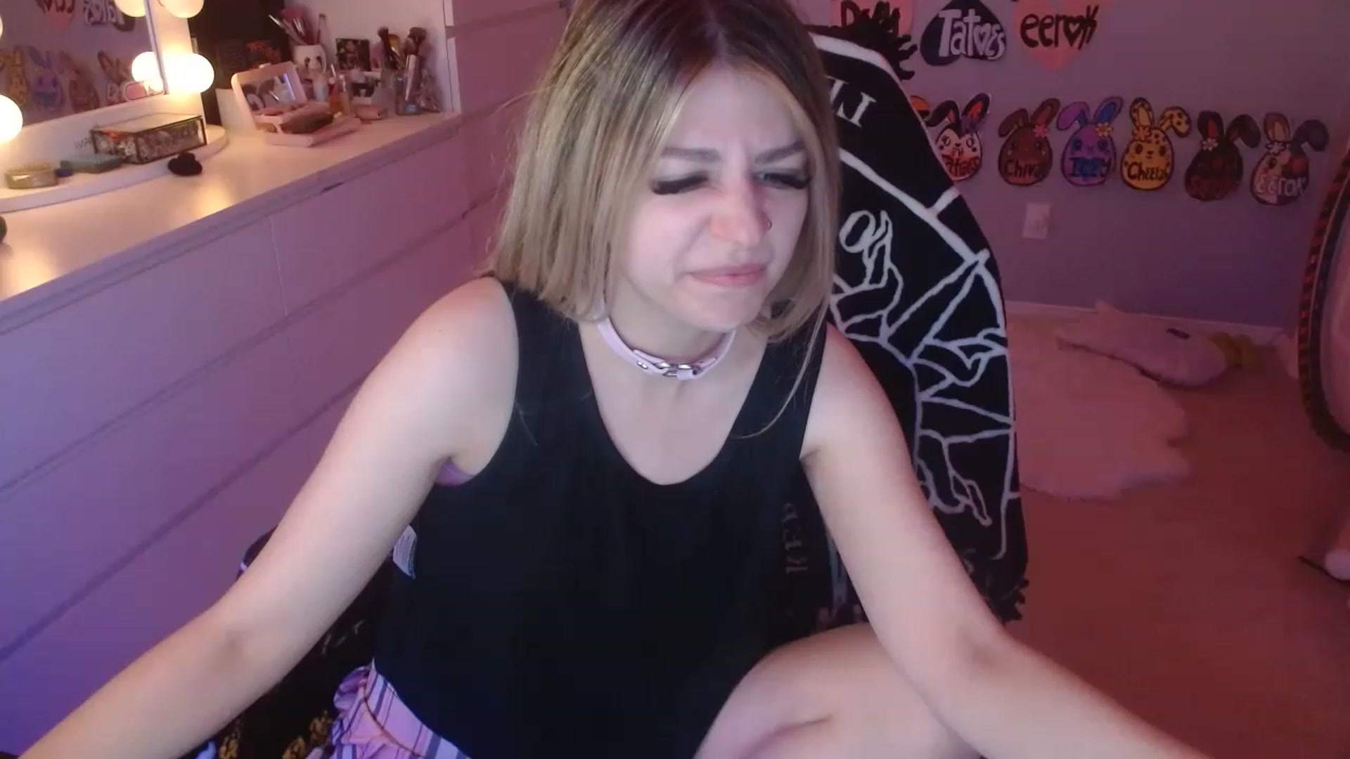 Gallery image thumbnail from Serafina's myfreecams stream on, 05/22/2023, 06:25 image 8 of 20