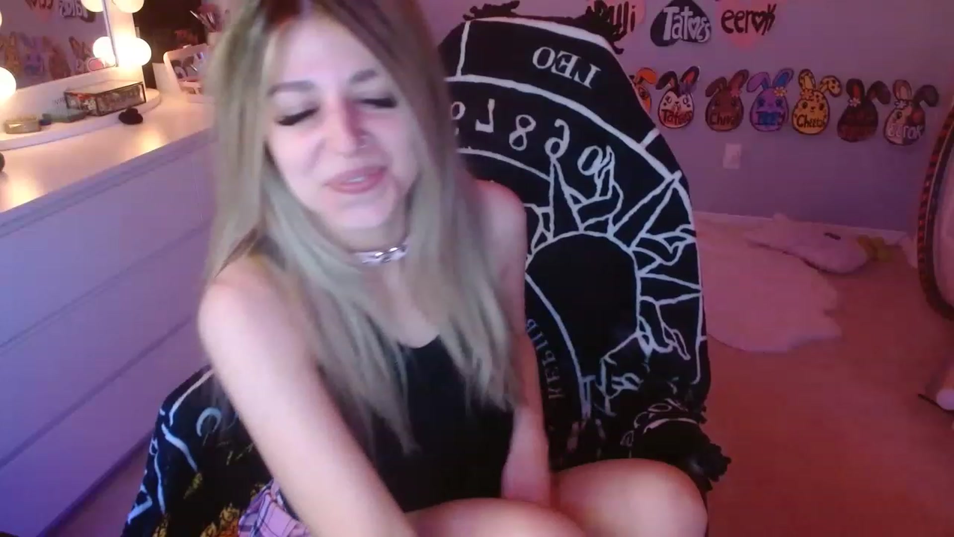 Gallery image thumbnail from Serafina's myfreecams stream on, 05/22/2023, 06:25 image 11 of 20