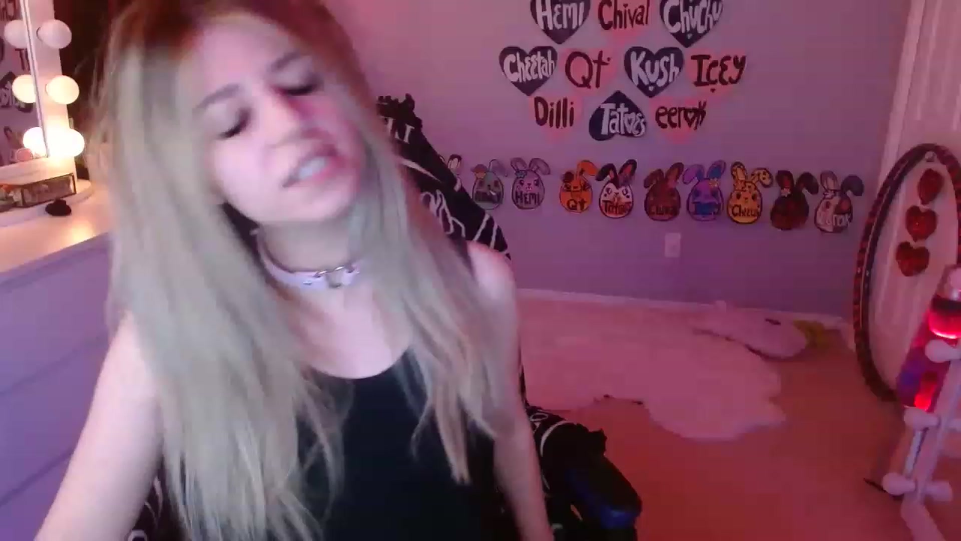 Gallery image thumbnail from Serafina's myfreecams stream on, 05/22/2023, 06:25 image 1 of 20