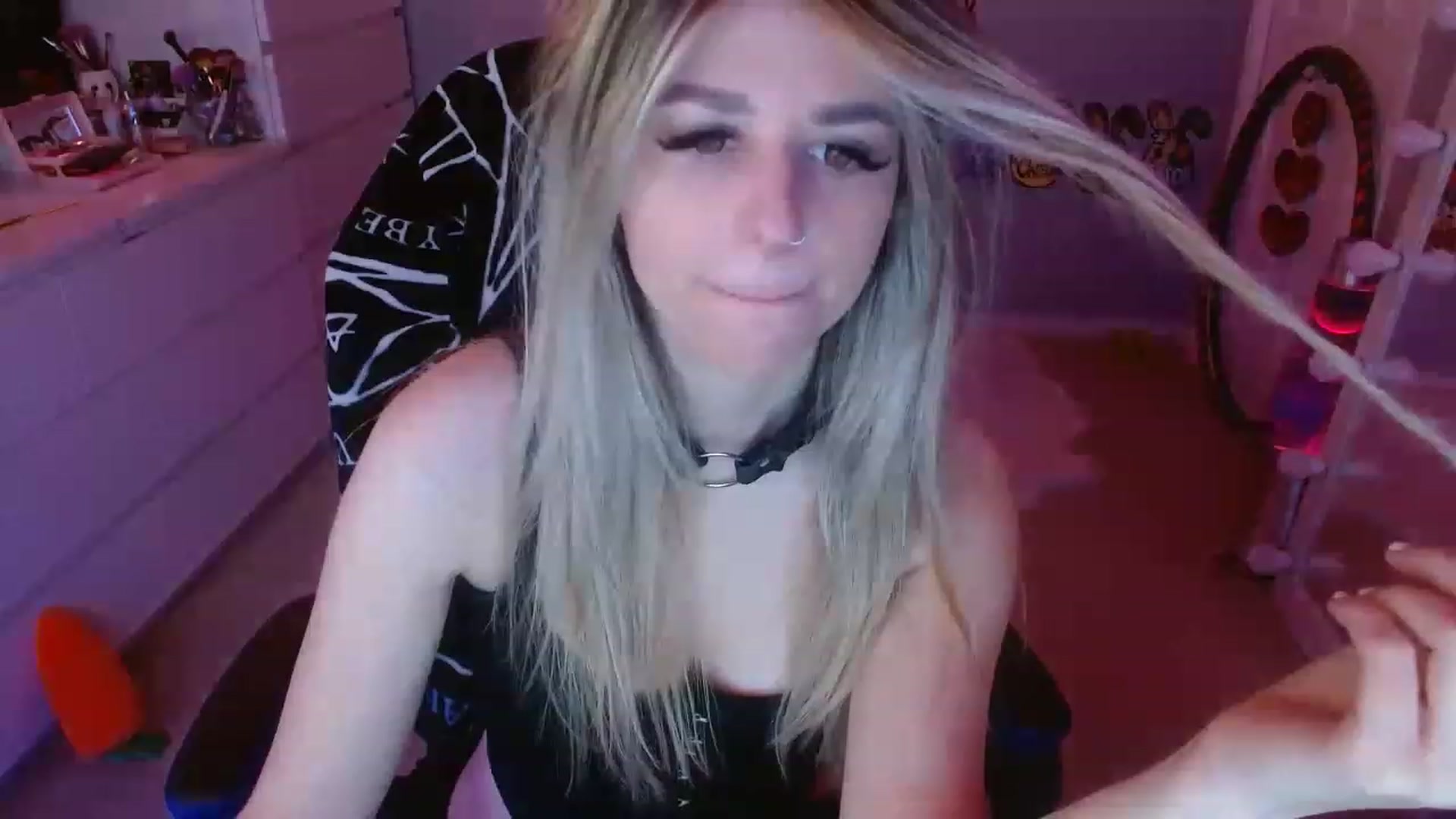 Gallery image thumbnail from Serafina's myfreecams stream on, 05/25/2023, 05:01 image 7 of 20