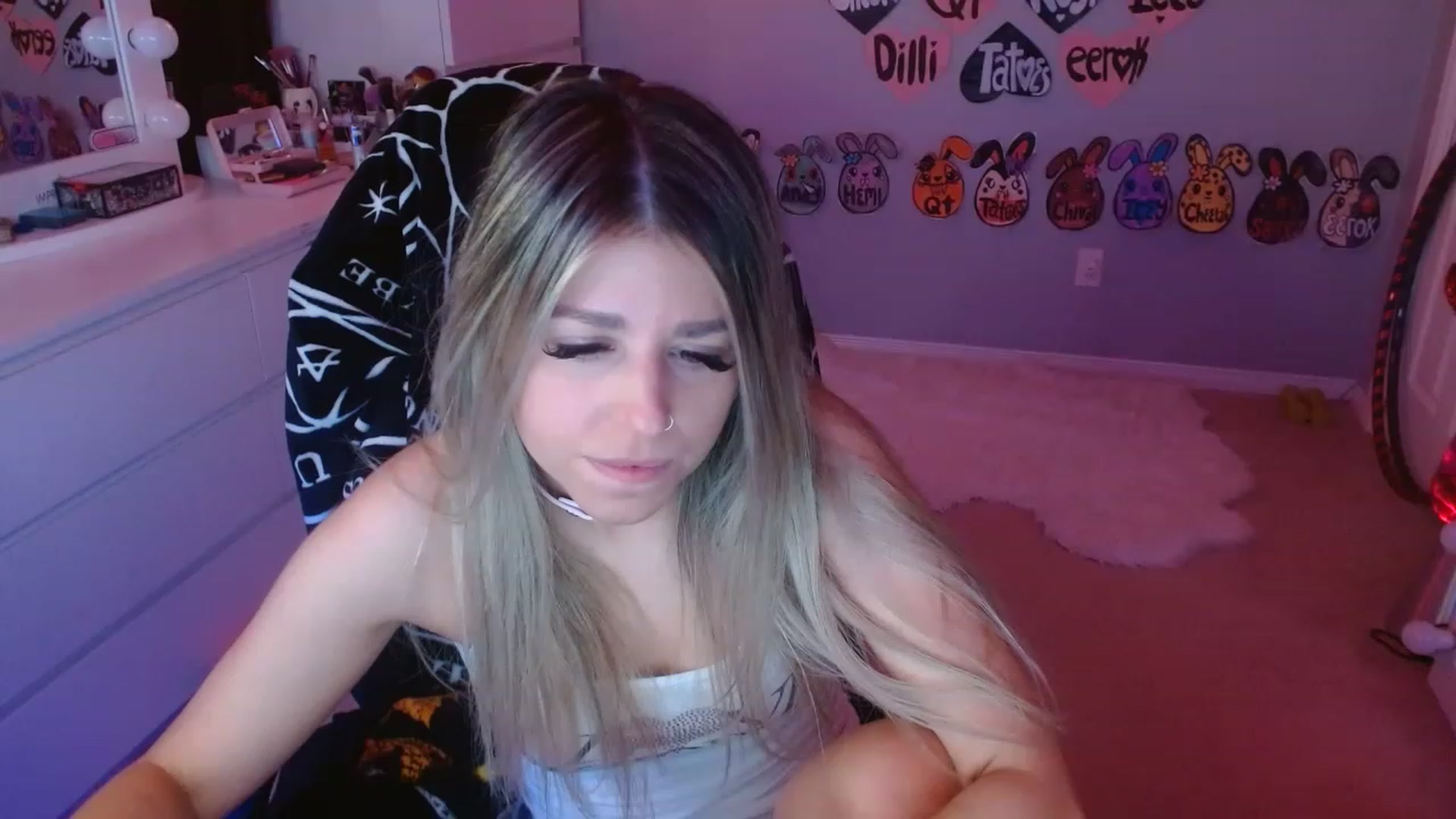 Gallery image thumbnail from Serafina's myfreecams stream on, 05/27/2023, 05:06 image 20 of 20