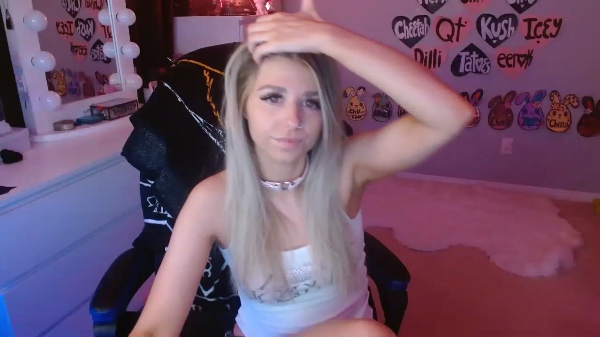 Gallery image thumbnail from Serafina's myfreecams stream on, 05/27/2023, 07:30 image 15 of 20