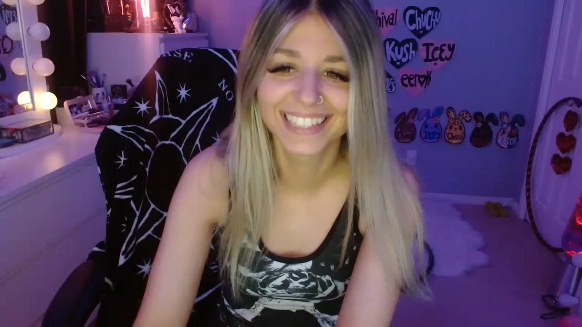 Gallery image thumbnail from Serafina's myfreecams stream on, 05/28/2023, 06:04 image 11 of 20
