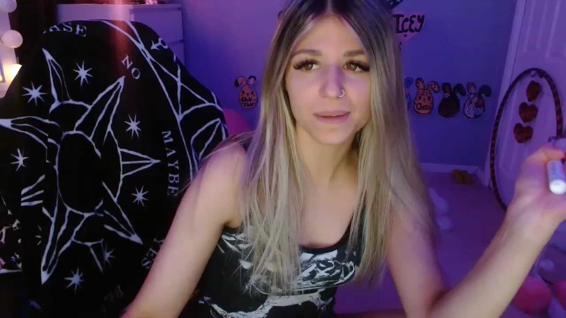 Gallery image thumbnail from Serafina's myfreecams stream on, 05/28/2023, 06:04 image 15 of 20