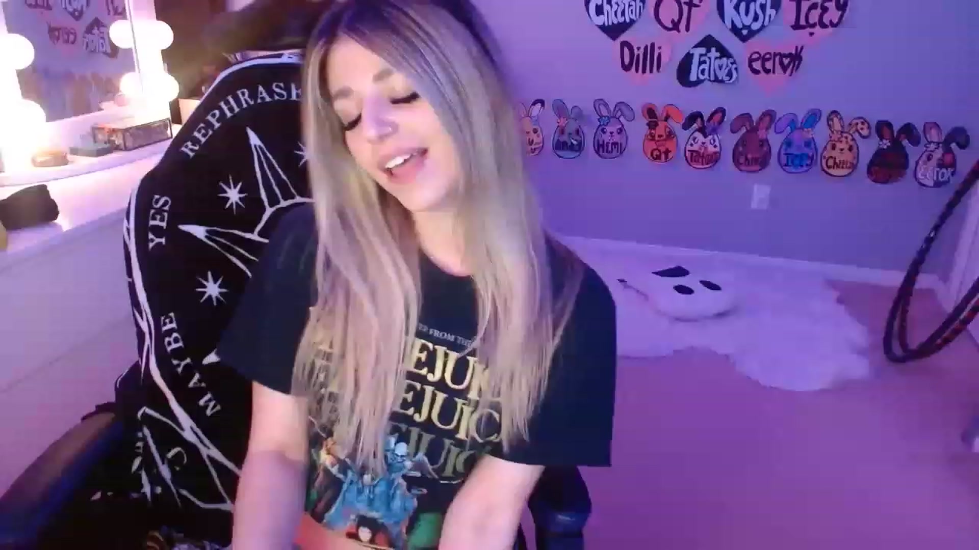 Gallery image thumbnail from Serafina's myfreecams stream on, 06/04/2023, 05:53 image 5 of 20