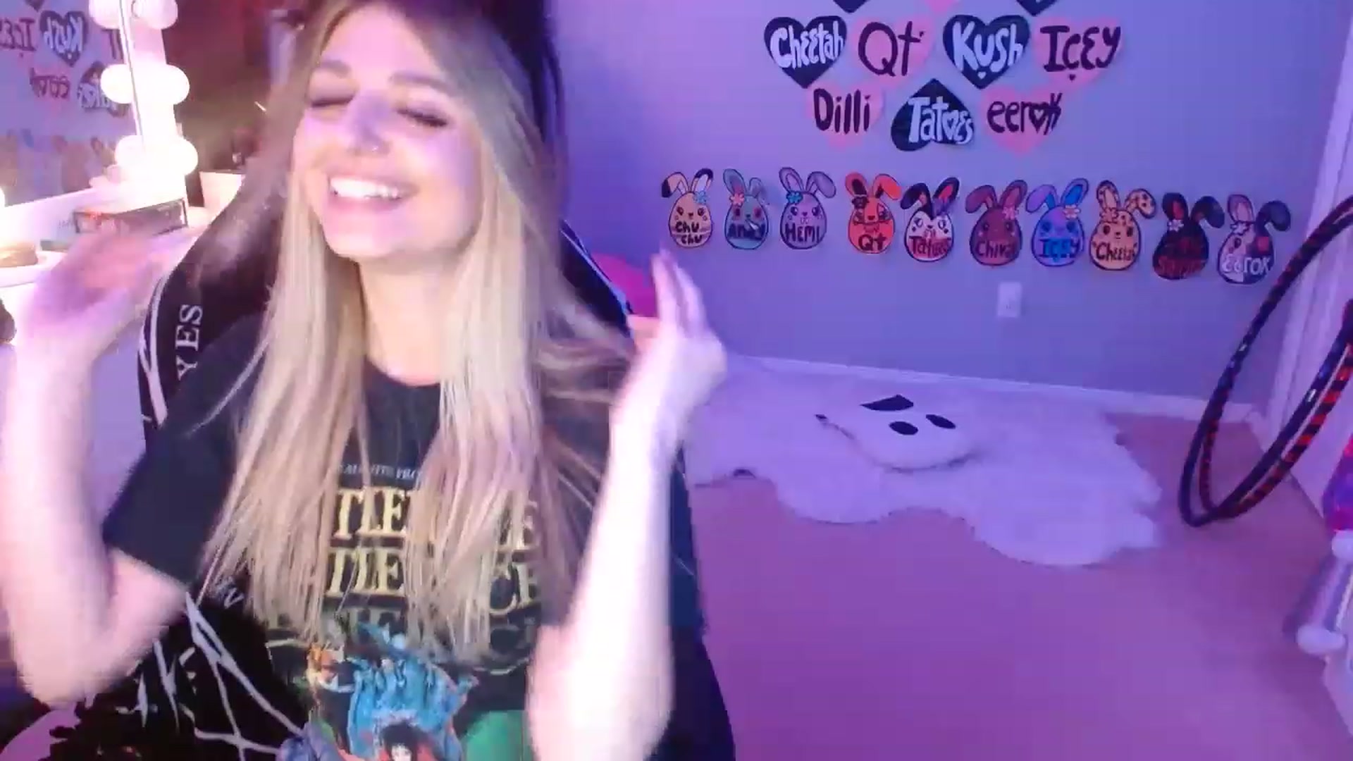 Gallery image thumbnail from Serafina's myfreecams stream on, 06/04/2023, 05:53 image 10 of 20