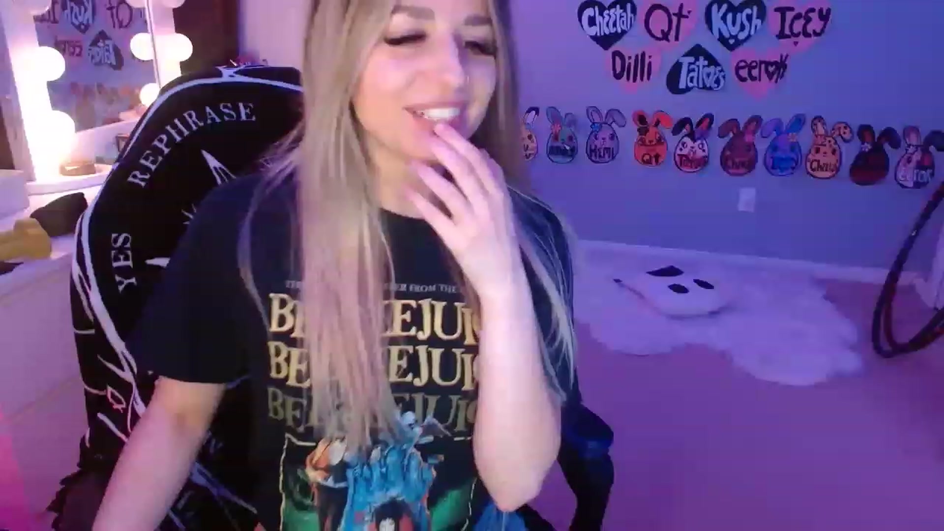 Gallery image thumbnail from Serafina's myfreecams stream on, 06/04/2023, 05:53 image 13 of 20