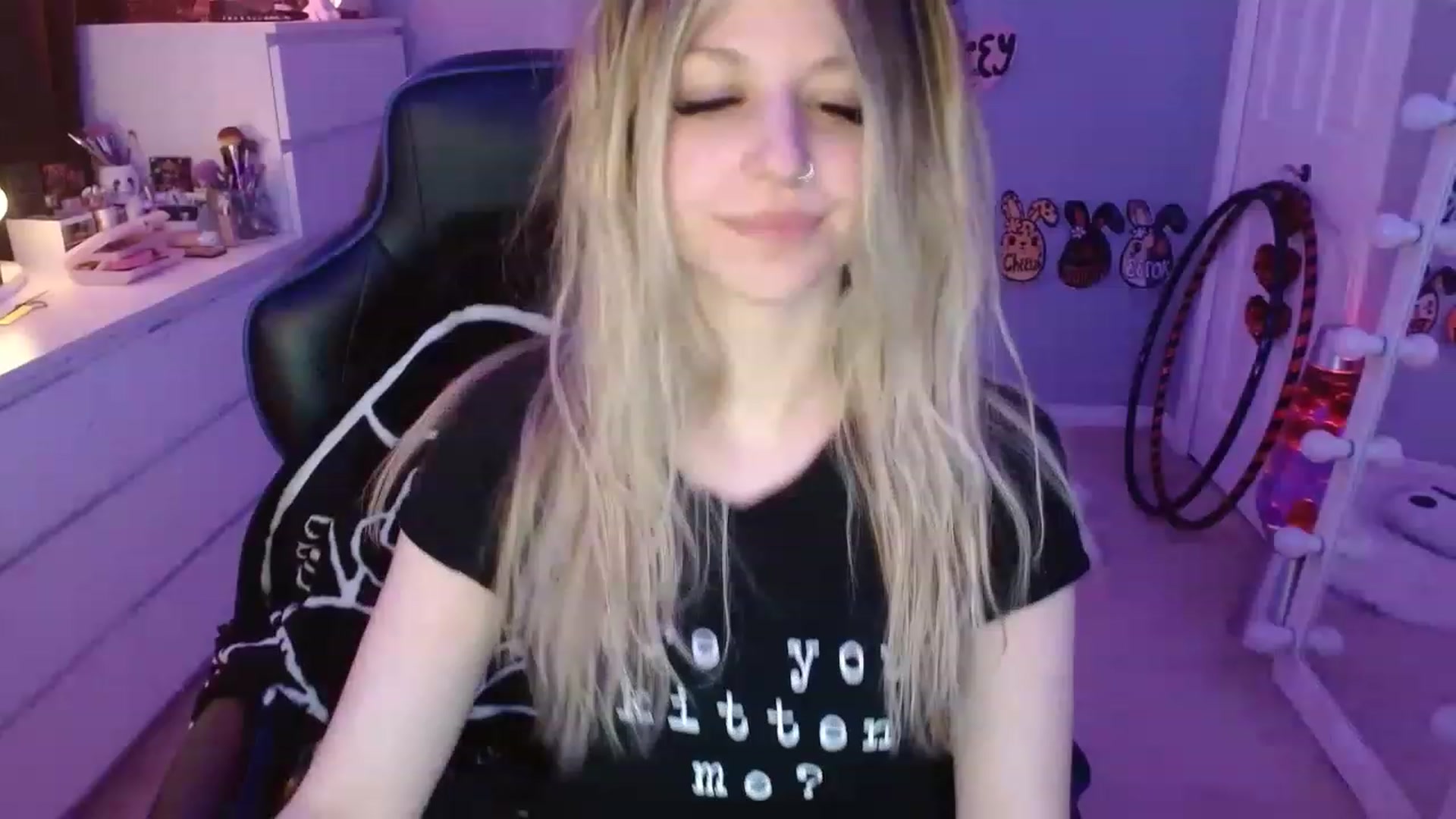 Gallery image thumbnail from Serafina's myfreecams stream on, 06/05/2023, 06:33 image 15 of 20