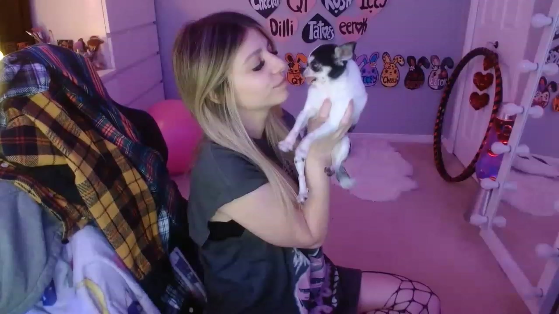 Gallery image thumbnail from Serafina's myfreecams stream on, 06/09/2023, 07:17 image 10 of 20