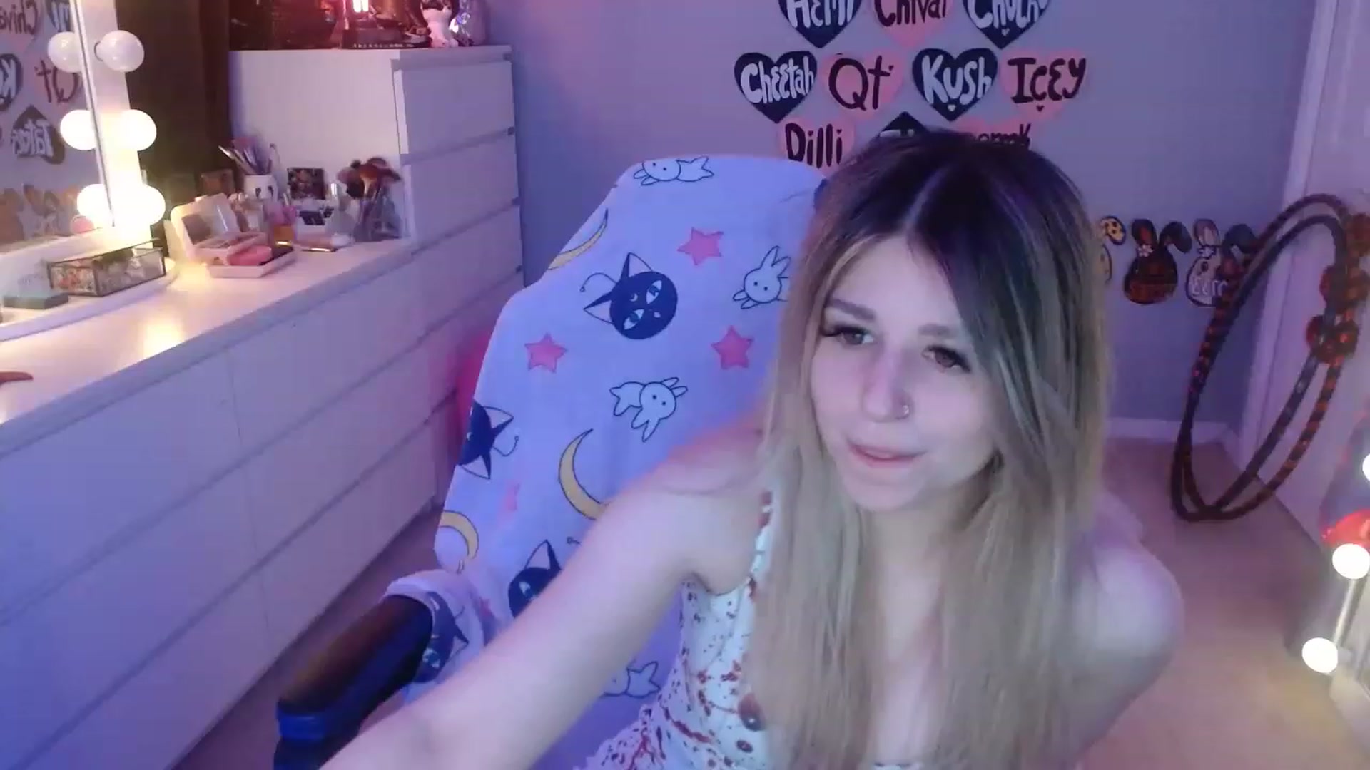 Gallery image thumbnail from Serafina's myfreecams stream on, 06/11/2023, 03:35 image 13 of 20
