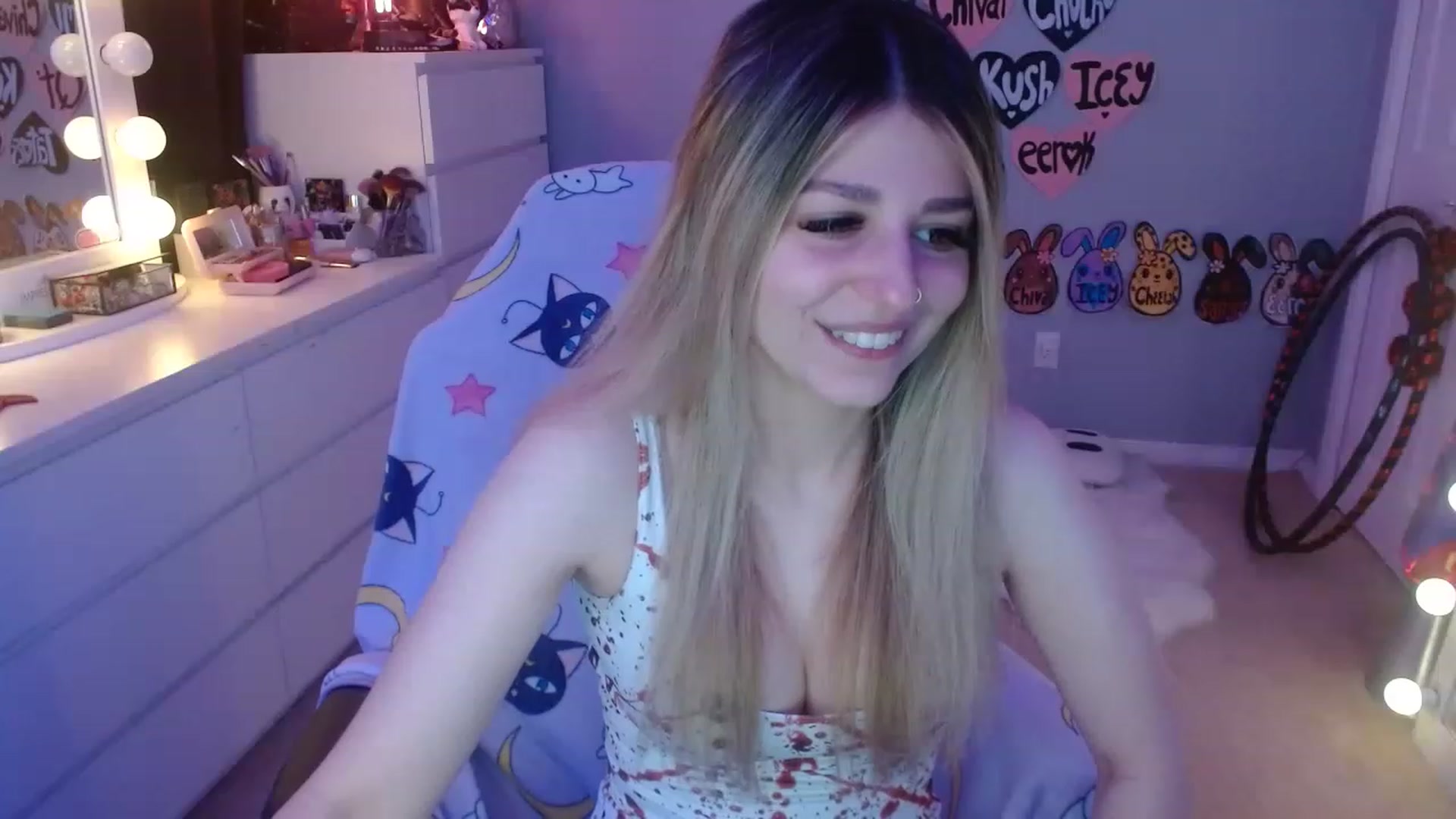 Gallery image thumbnail from Serafina's myfreecams stream on, 06/11/2023, 03:35 image 19 of 20