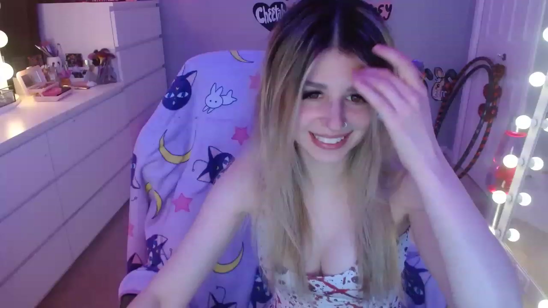 Gallery image thumbnail from Serafina's myfreecams stream on, 06/11/2023, 04:56 image 16 of 20