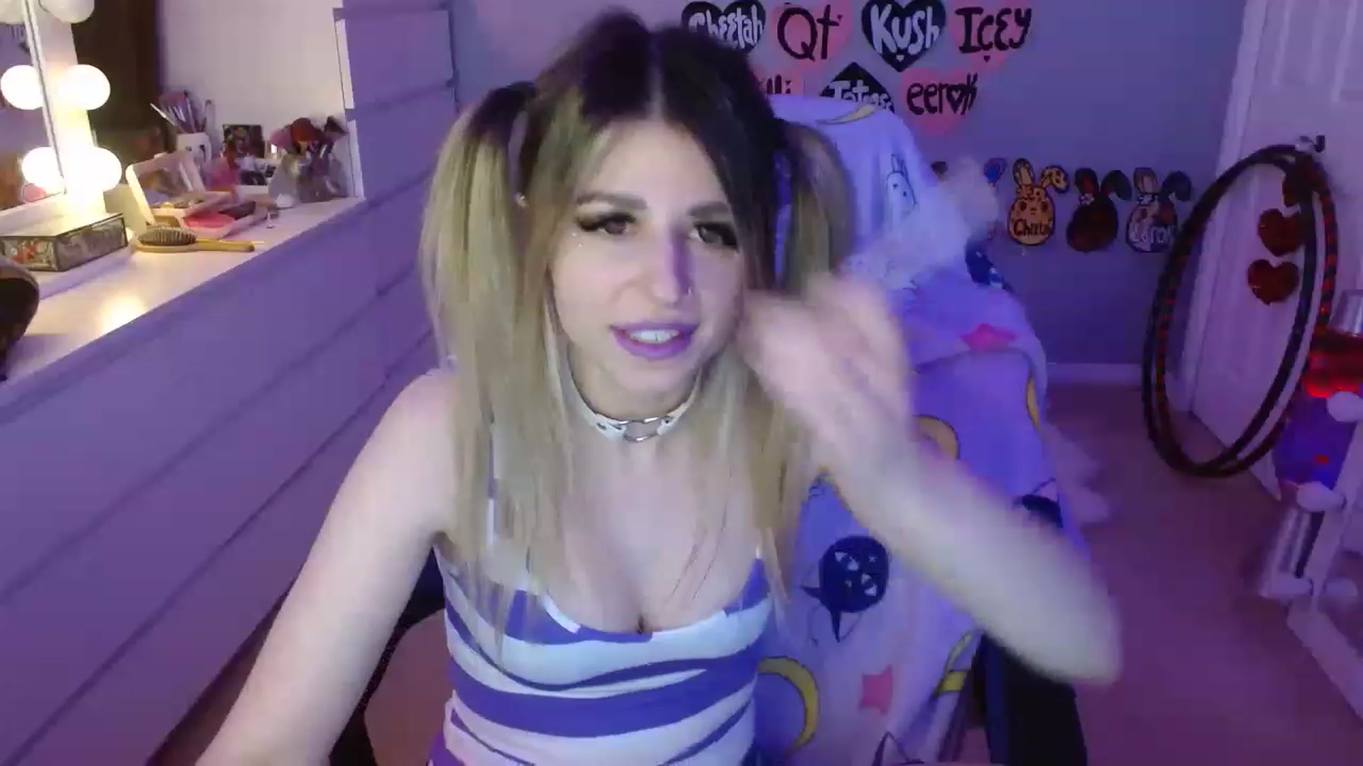 Gallery image thumbnail from Serafina's myfreecams stream on, 06/17/2023, 04:14 image 9 of 20