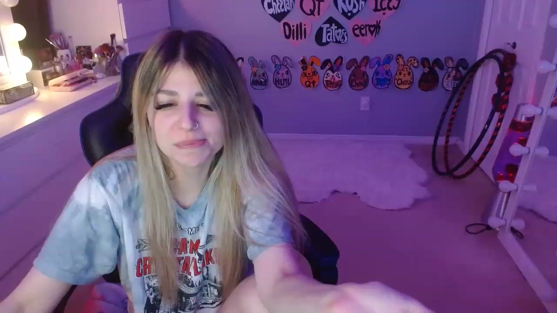 Gallery image thumbnail from Serafina's myfreecams stream on, 06/19/2023, 05:48 image 10 of 20