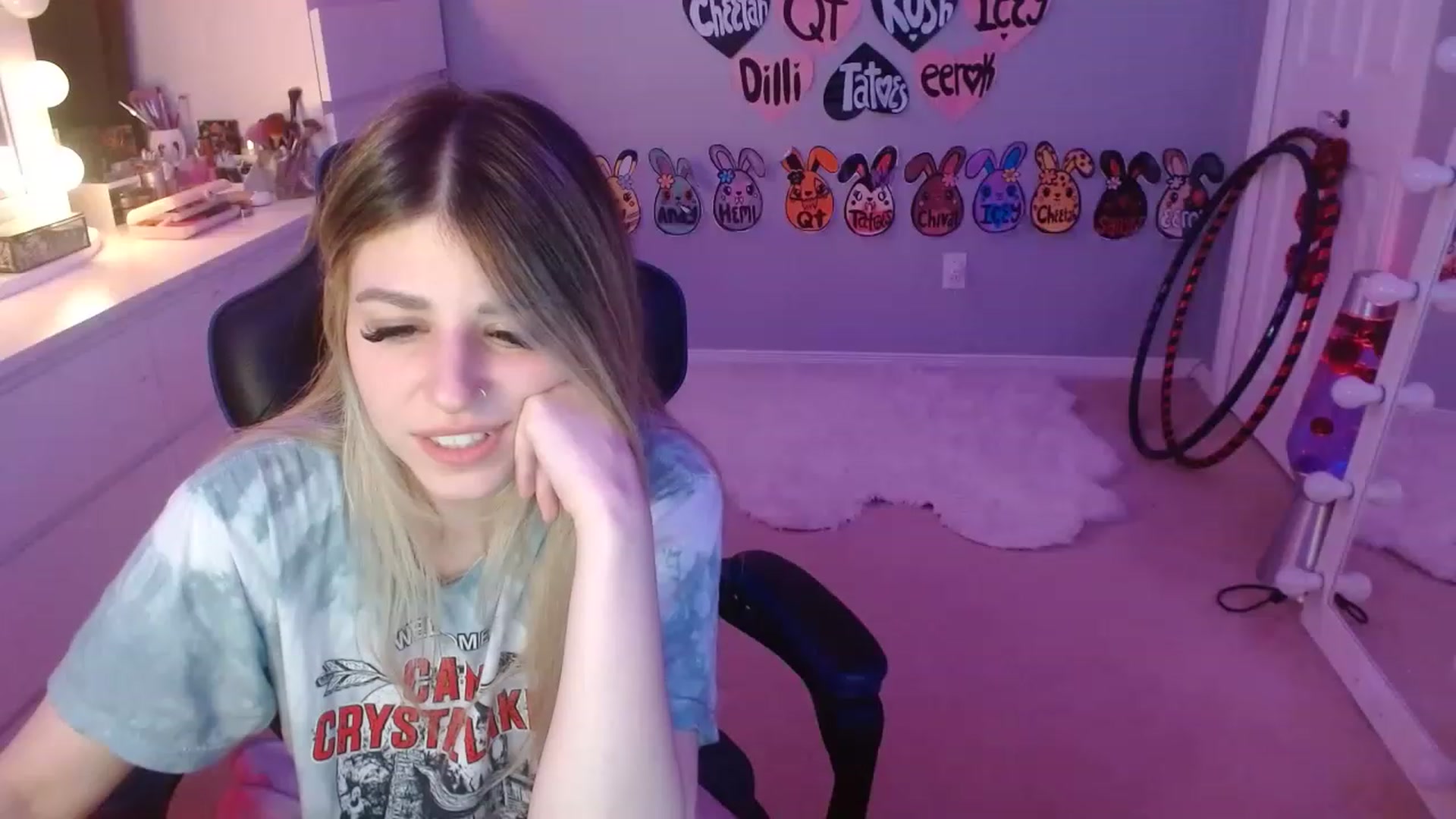 Gallery image thumbnail from Serafina's myfreecams stream on, 06/19/2023, 05:48 image 6 of 20