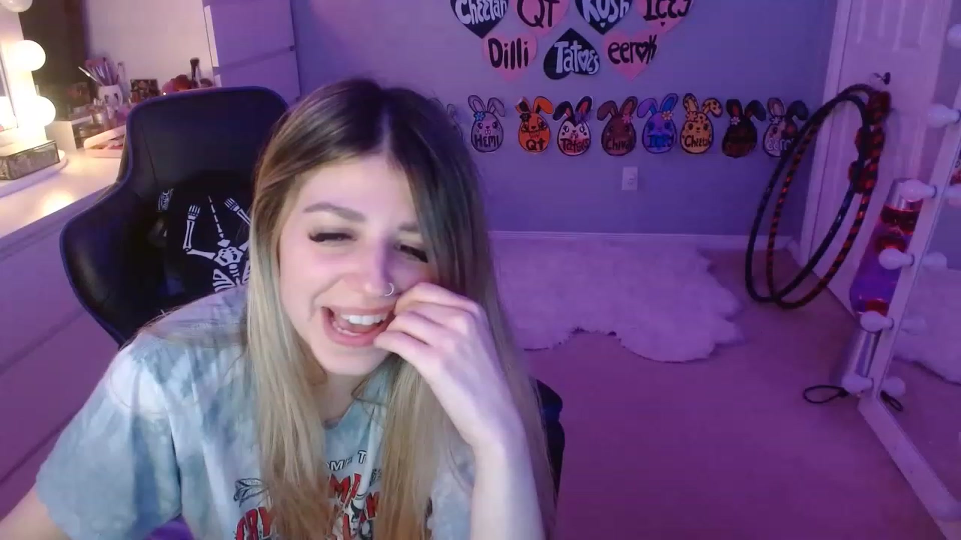 Gallery image thumbnail from Serafina's myfreecams stream on, 06/19/2023, 05:48 image 15 of 20