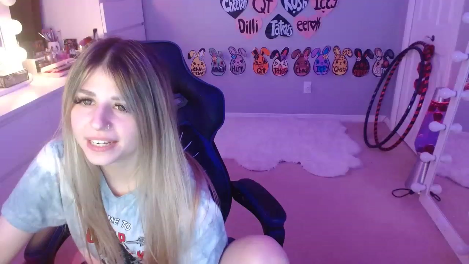 Gallery image thumbnail from Serafina's myfreecams stream on, 06/19/2023, 05:48 image 20 of 20