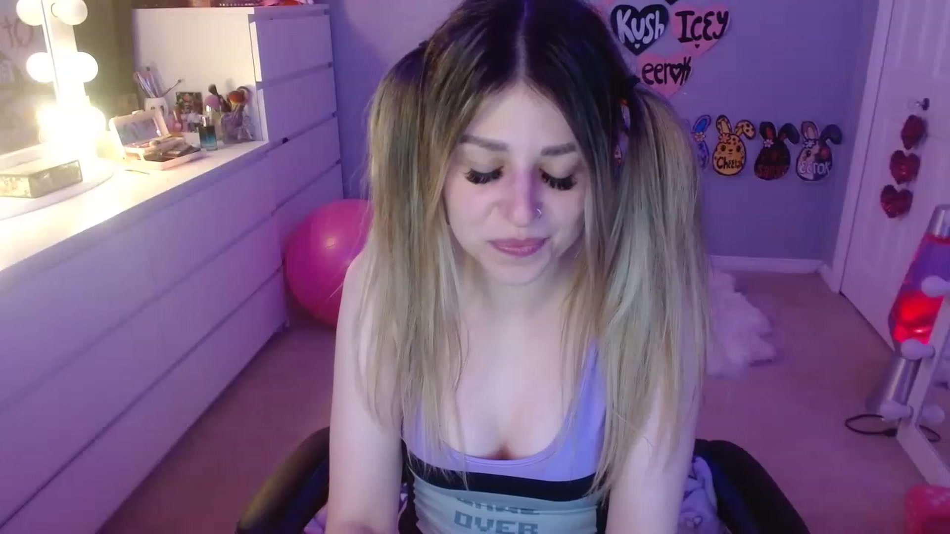 Gallery image thumbnail from Serafina's myfreecams stream on, 06/26/2023, 04:04 image 10 of 20