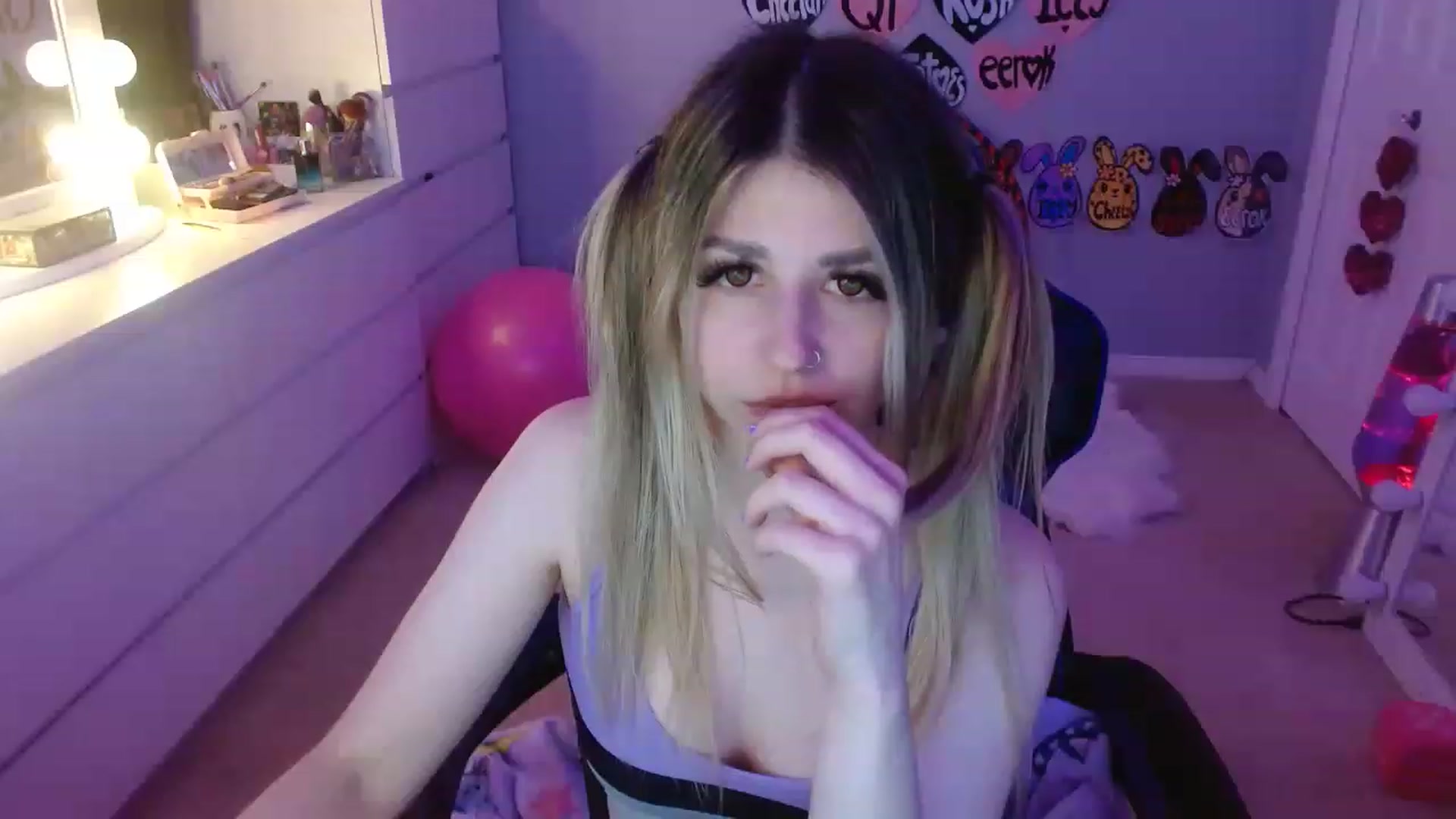 Gallery image thumbnail from Serafina's myfreecams stream on, 06/26/2023, 05:04 image 14 of 20