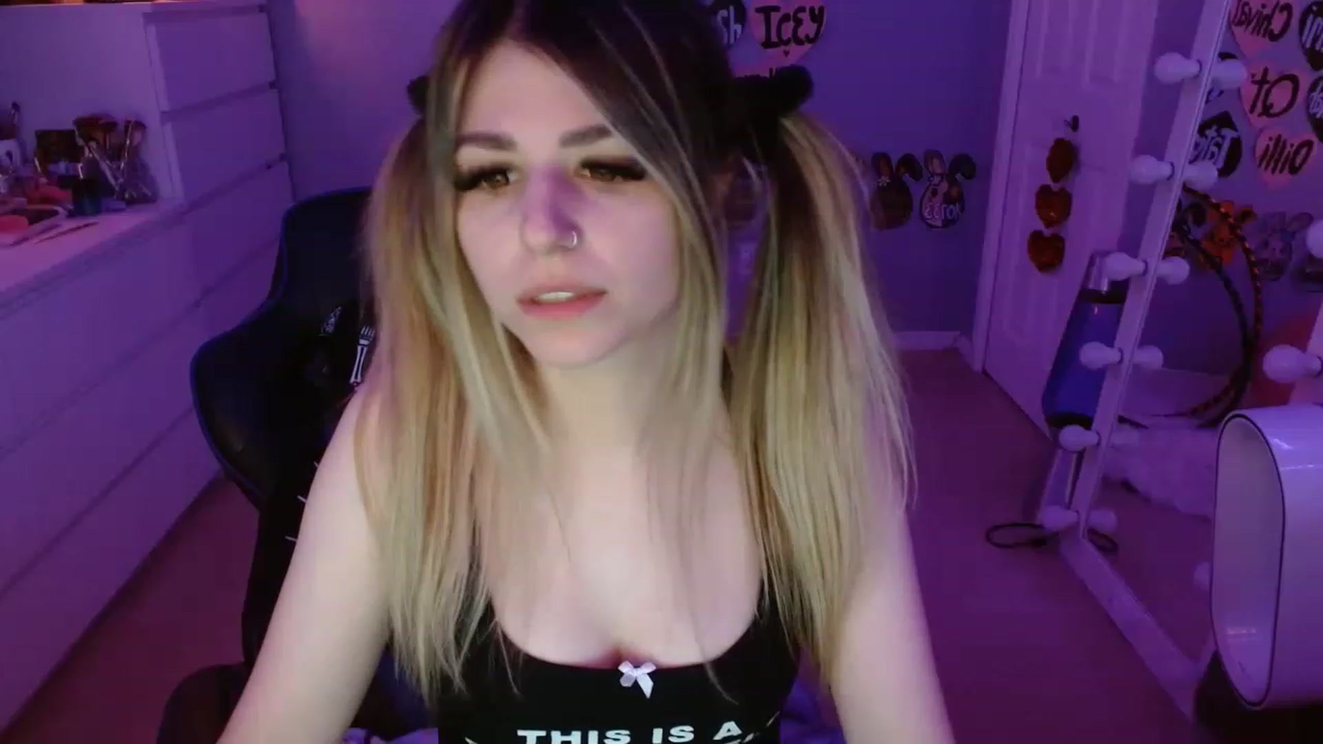 Gallery image thumbnail from Serafina's myfreecams stream on, 06/30/2023, 05:19 image 4 of 20