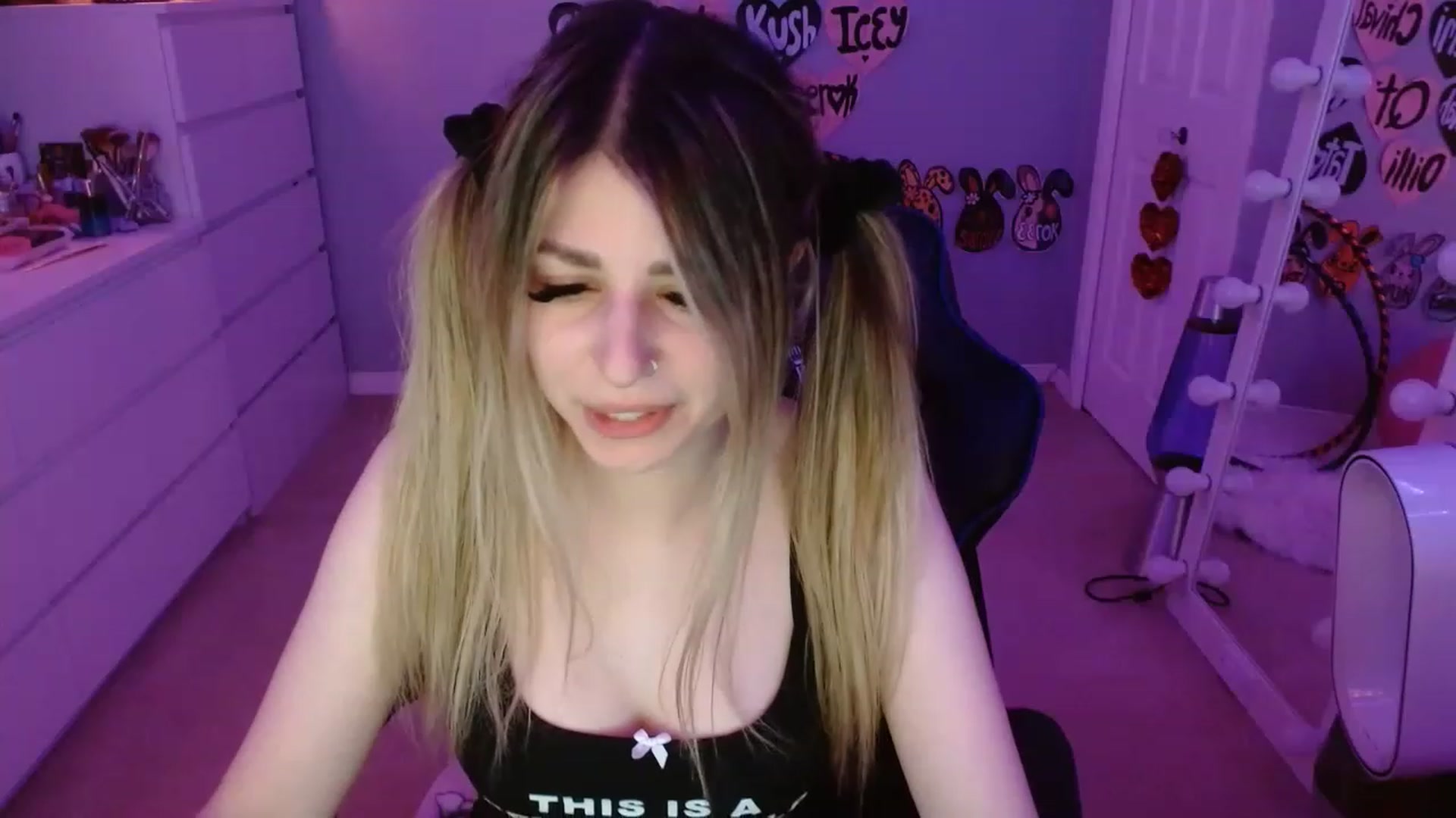 Gallery image thumbnail from Serafina's myfreecams stream on, 06/30/2023, 05:19 image 10 of 20