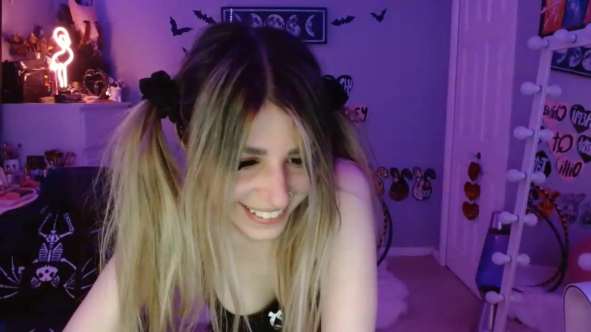 Gallery image thumbnail from Serafina's myfreecams stream on, 06/30/2023, 05:19 image 15 of 20
