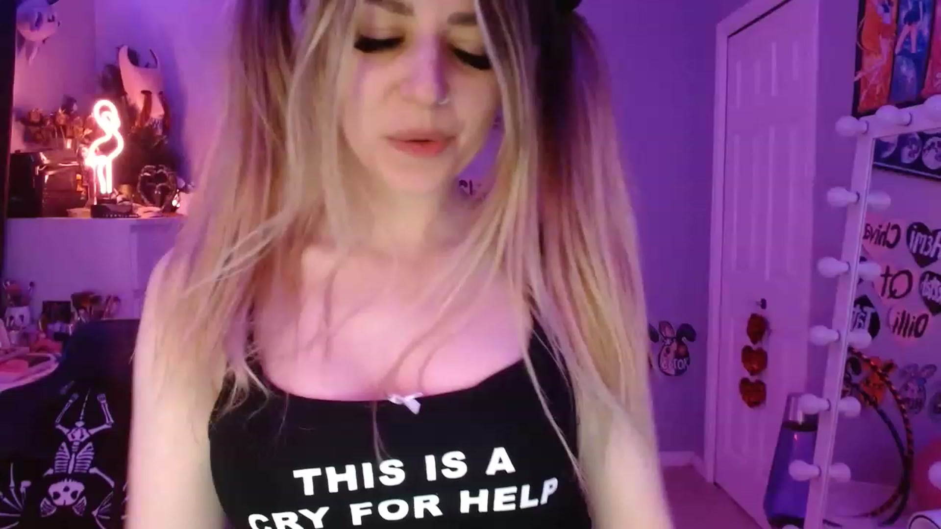 Gallery image thumbnail from Serafina's myfreecams stream on, 06/30/2023, 05:19 image 19 of 20