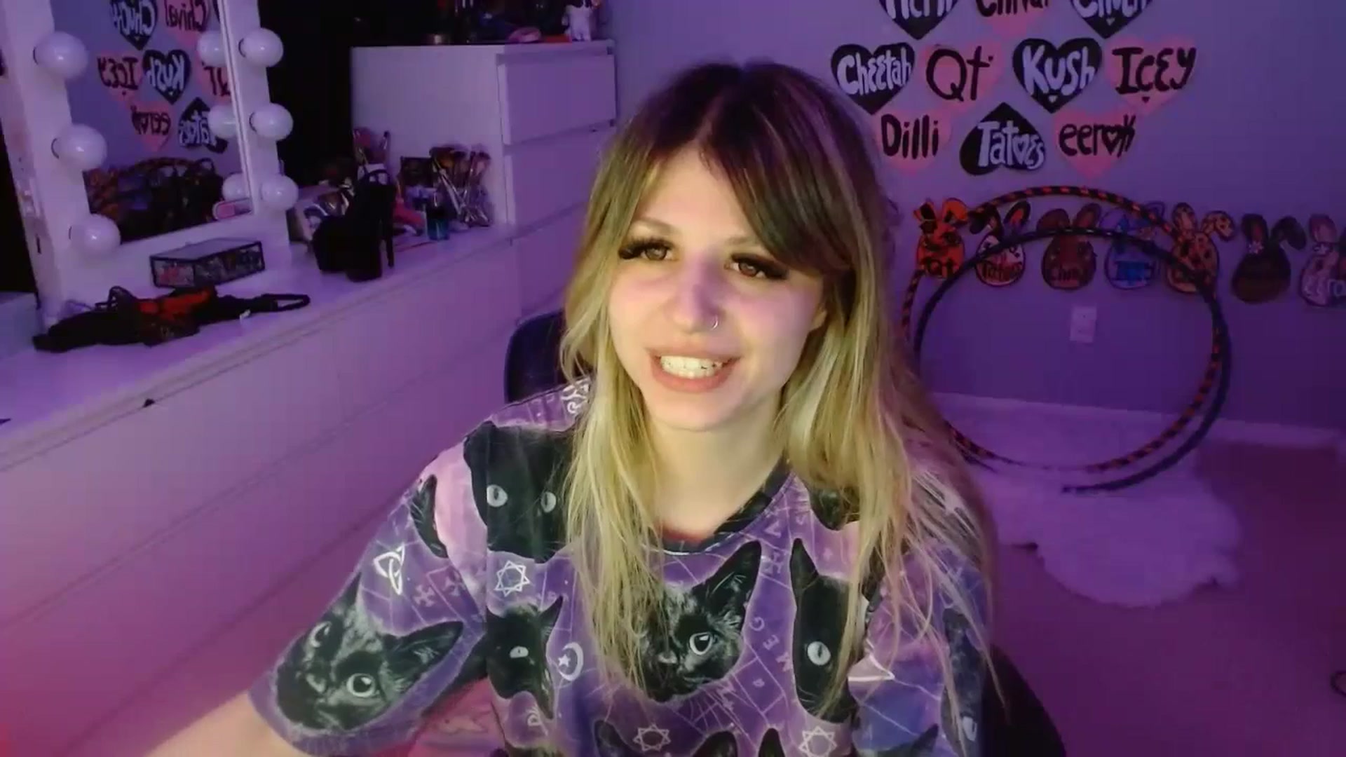 Gallery image thumbnail from Serafina's myfreecams stream on, 07/01/2023, 06:15 image 7 of 20
