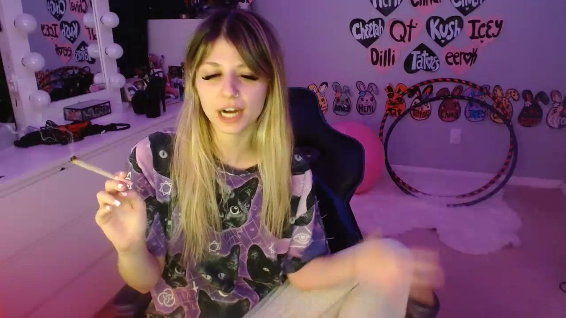 Gallery image thumbnail from Serafina's myfreecams stream on, 07/01/2023, 06:15 image 4 of 20