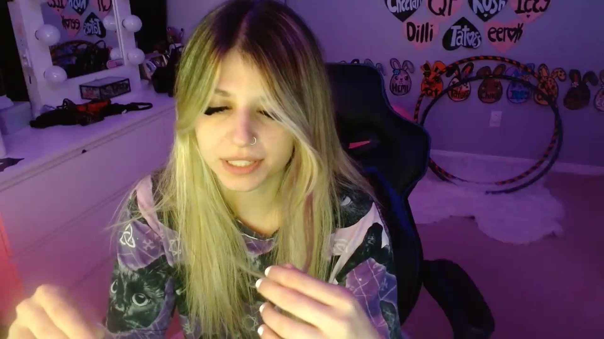 Gallery image thumbnail from Serafina's myfreecams stream on, 07/01/2023, 07:22 image 19 of 20