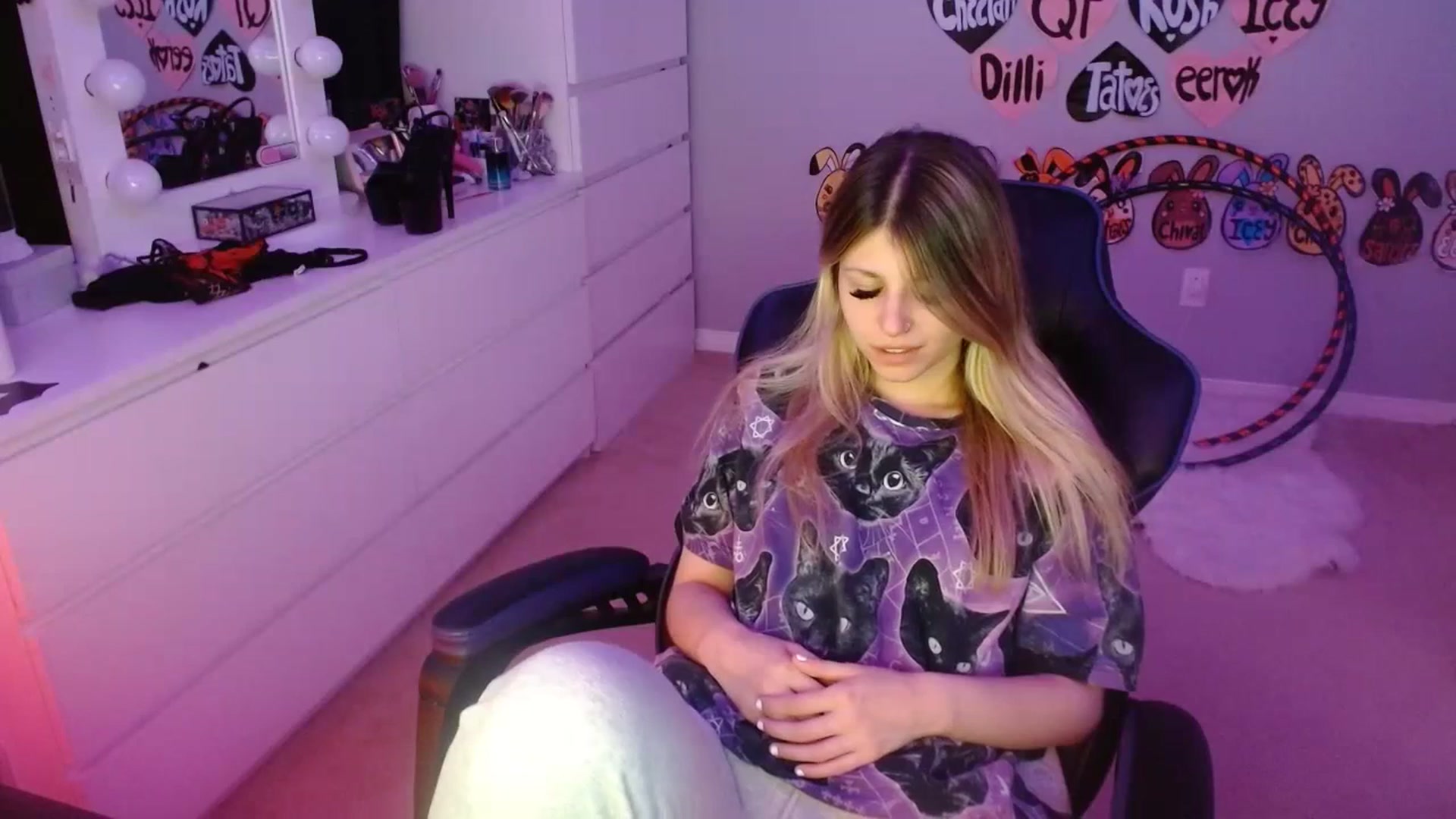 Gallery image thumbnail from Serafina's myfreecams stream on, 07/01/2023, 07:22 image 14 of 20