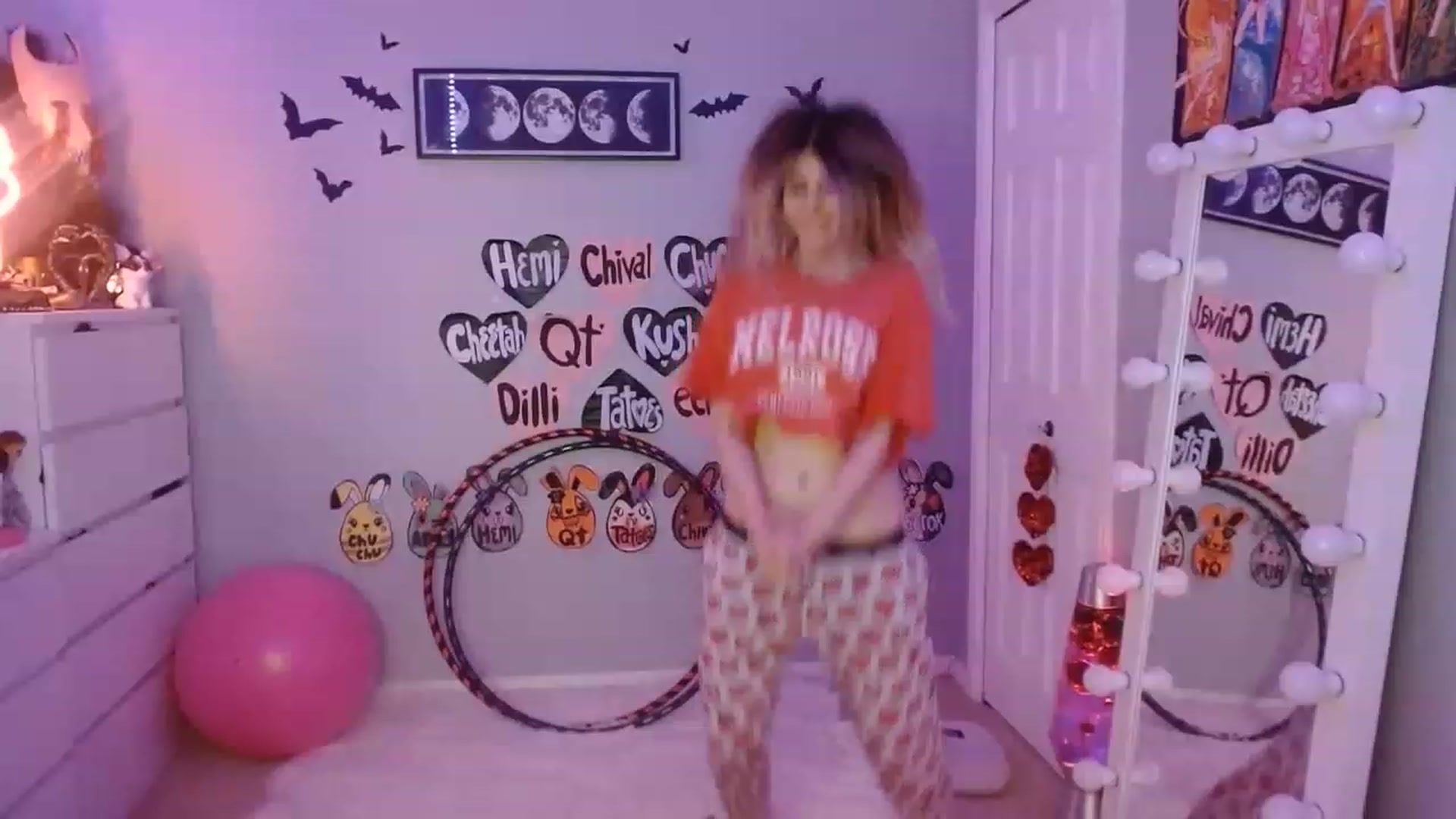 Gallery image thumbnail from Serafina's myfreecams stream on, 07/09/2023, 10:50 image 5 of 20